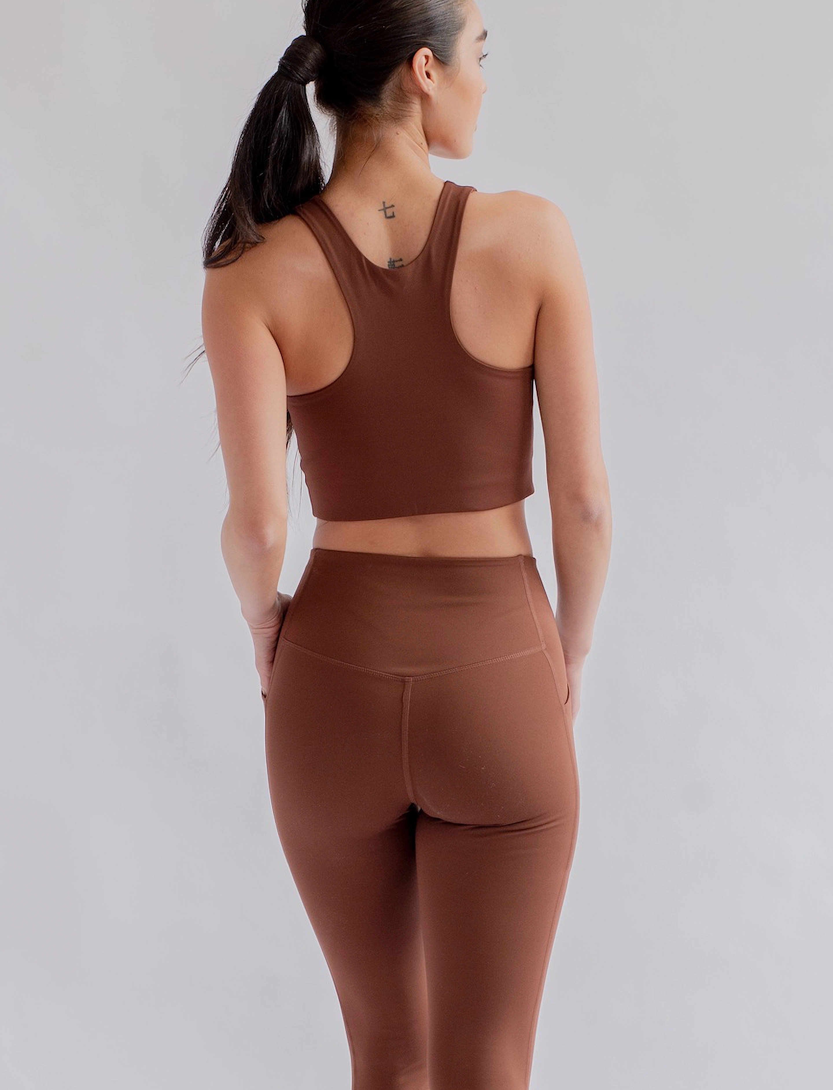 Girlfriend Collective - Pocket High-Rise Legging, 7/8 - 7/8 ilgis - earth - 4