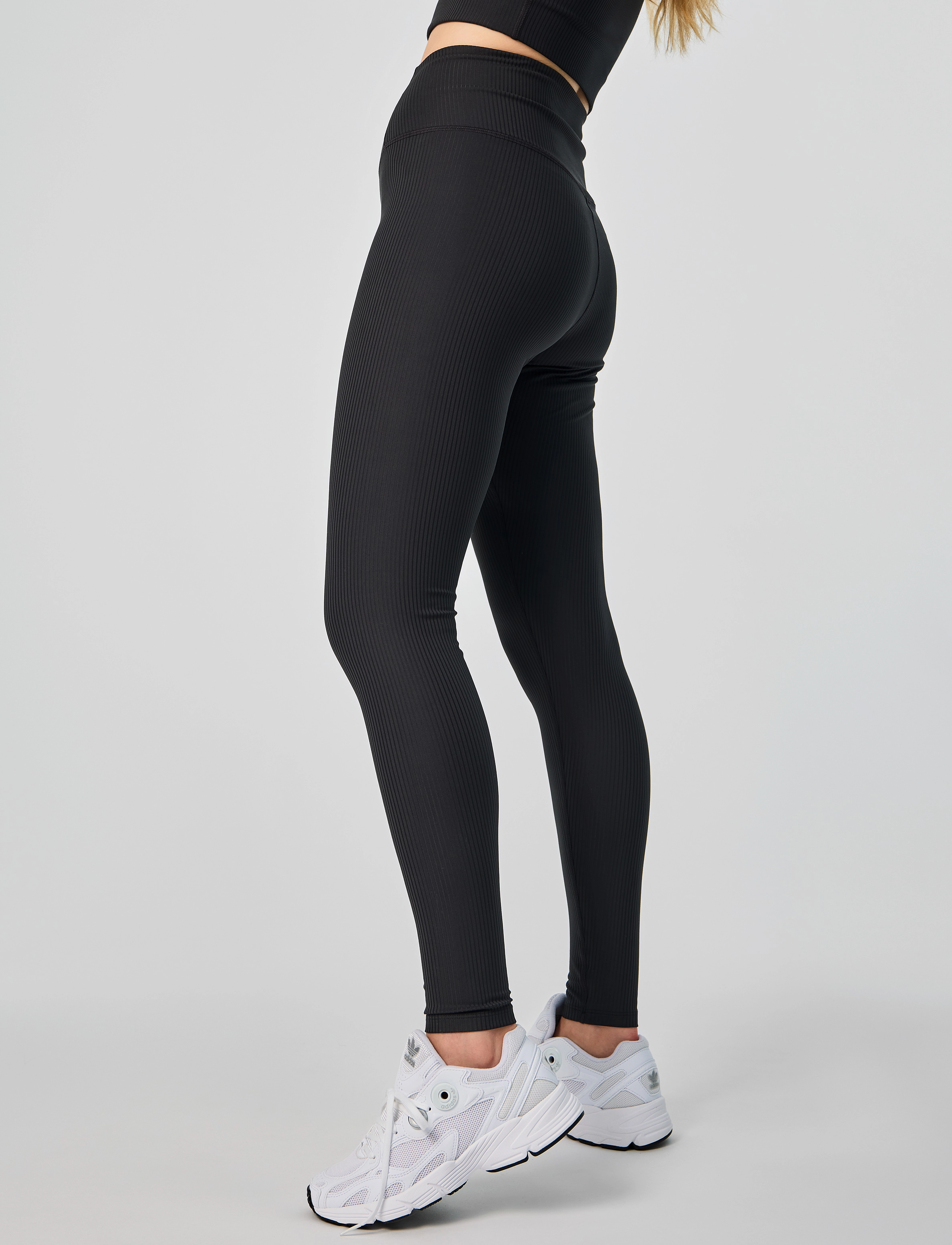 Girlfriend Collective - Rib High-Rise Legging, Long - collants d'entraînement - black - 4