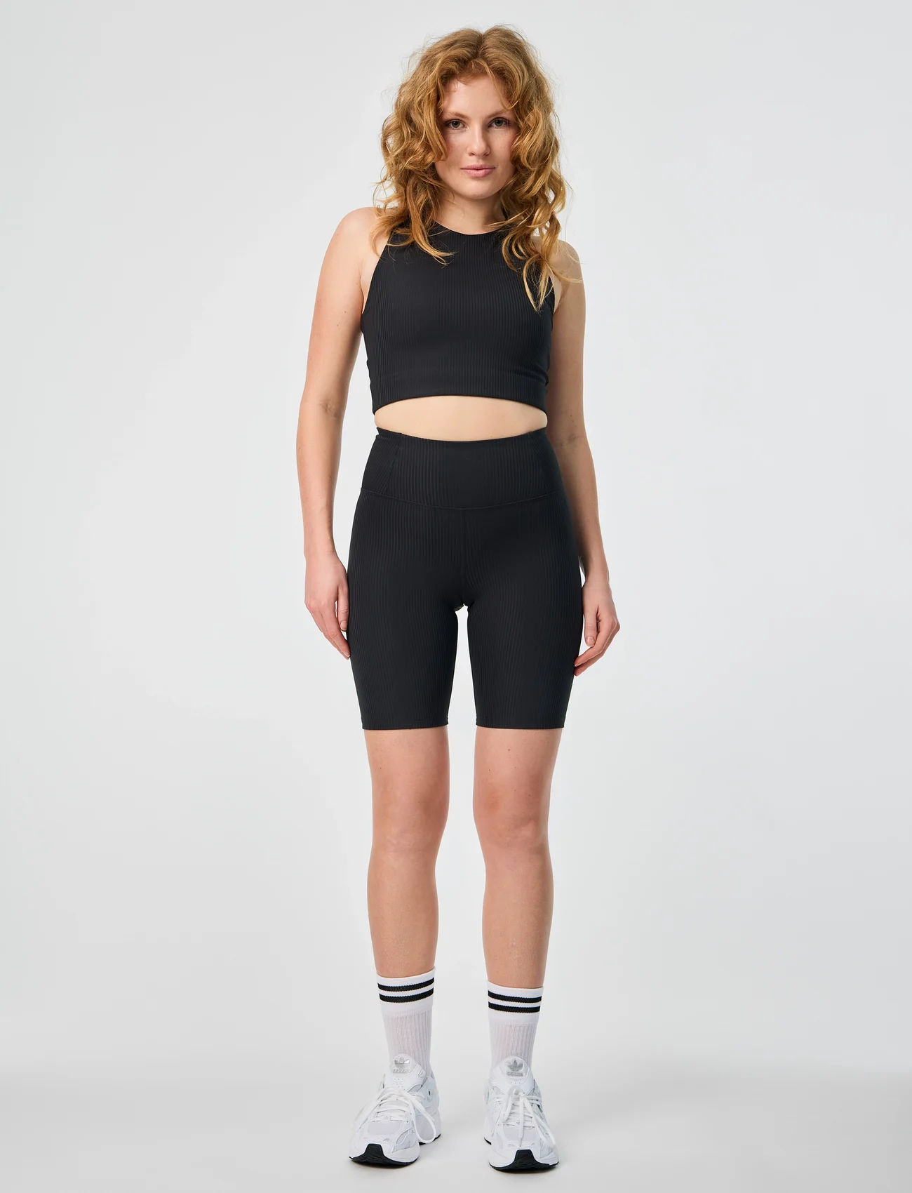 Girlfriend Collective - Rib Bike Shorts - träningsshorts - black - 0