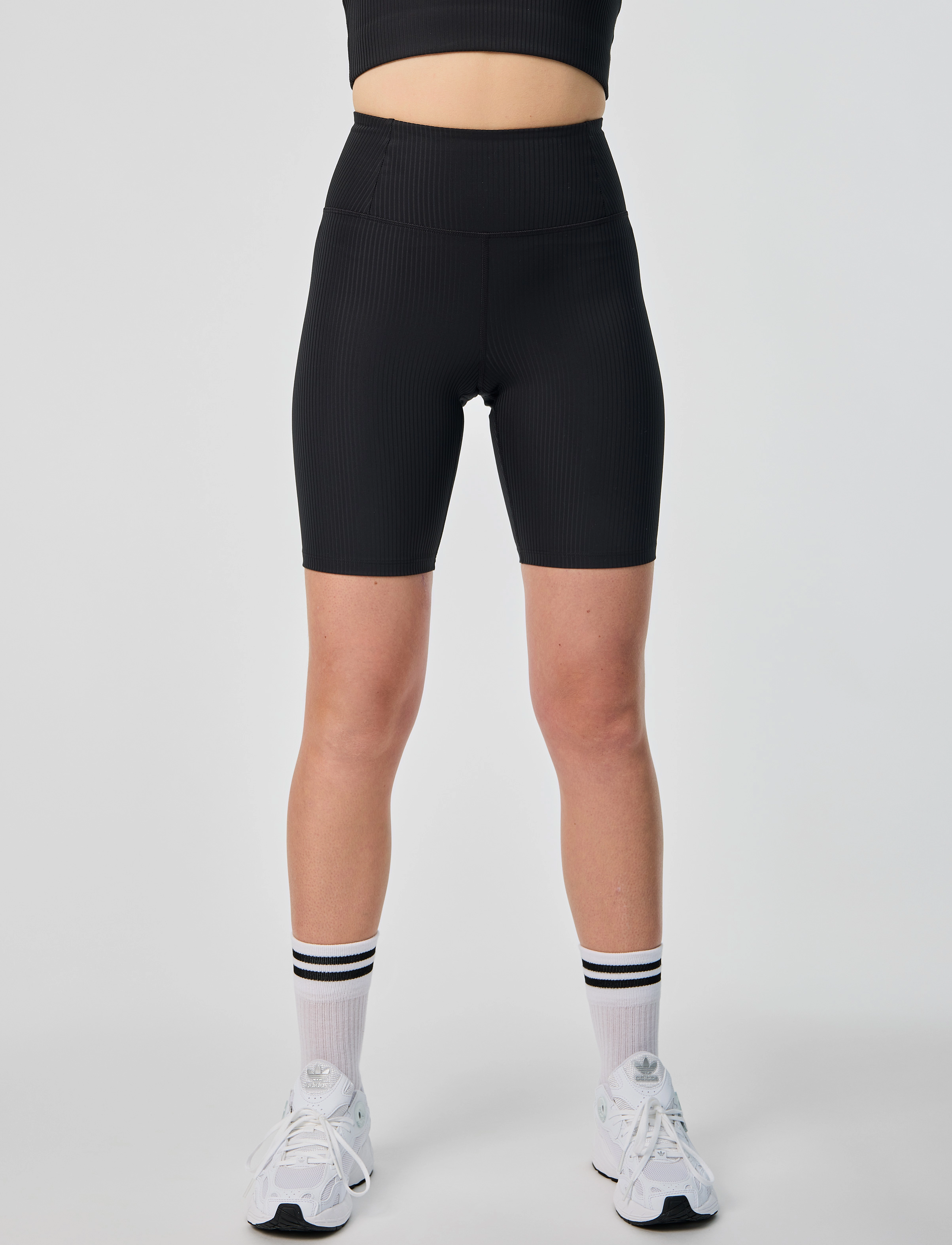 Girlfriend Collective Rib Bike Shorts dam – bild 6