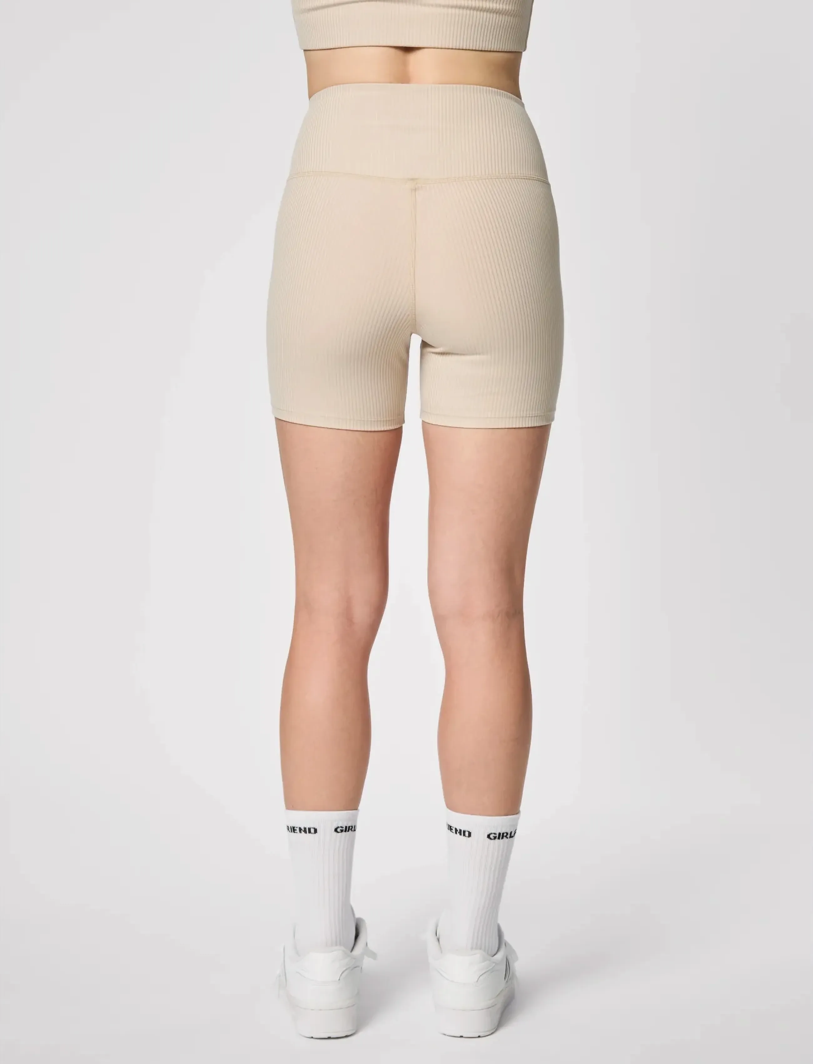 Girlfriend Collective - Rib Run Shorts - træningsshorts - feather - 5