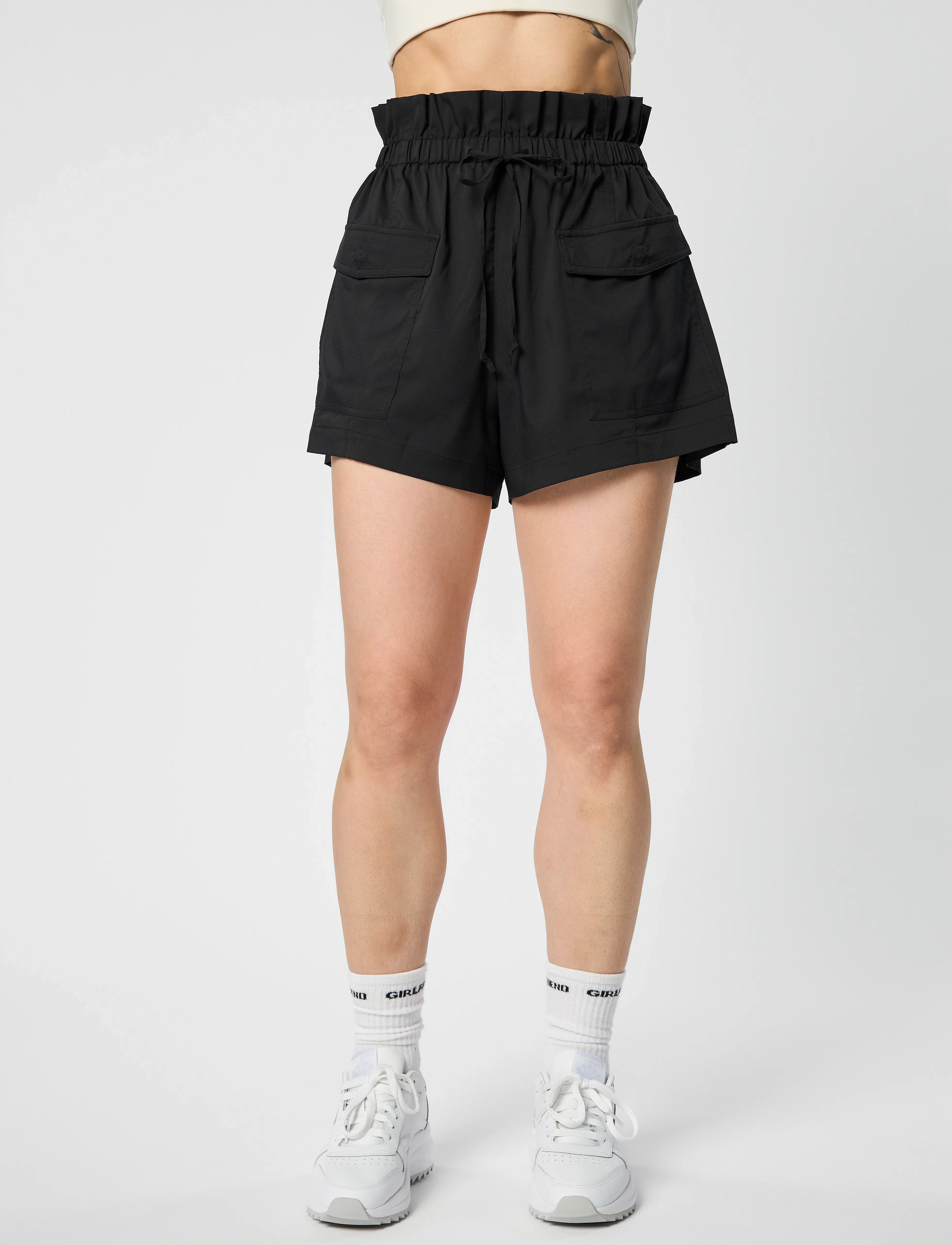 Girlfriend Collective - Cora Pocket Shorts - freizeit shorts - black - 3