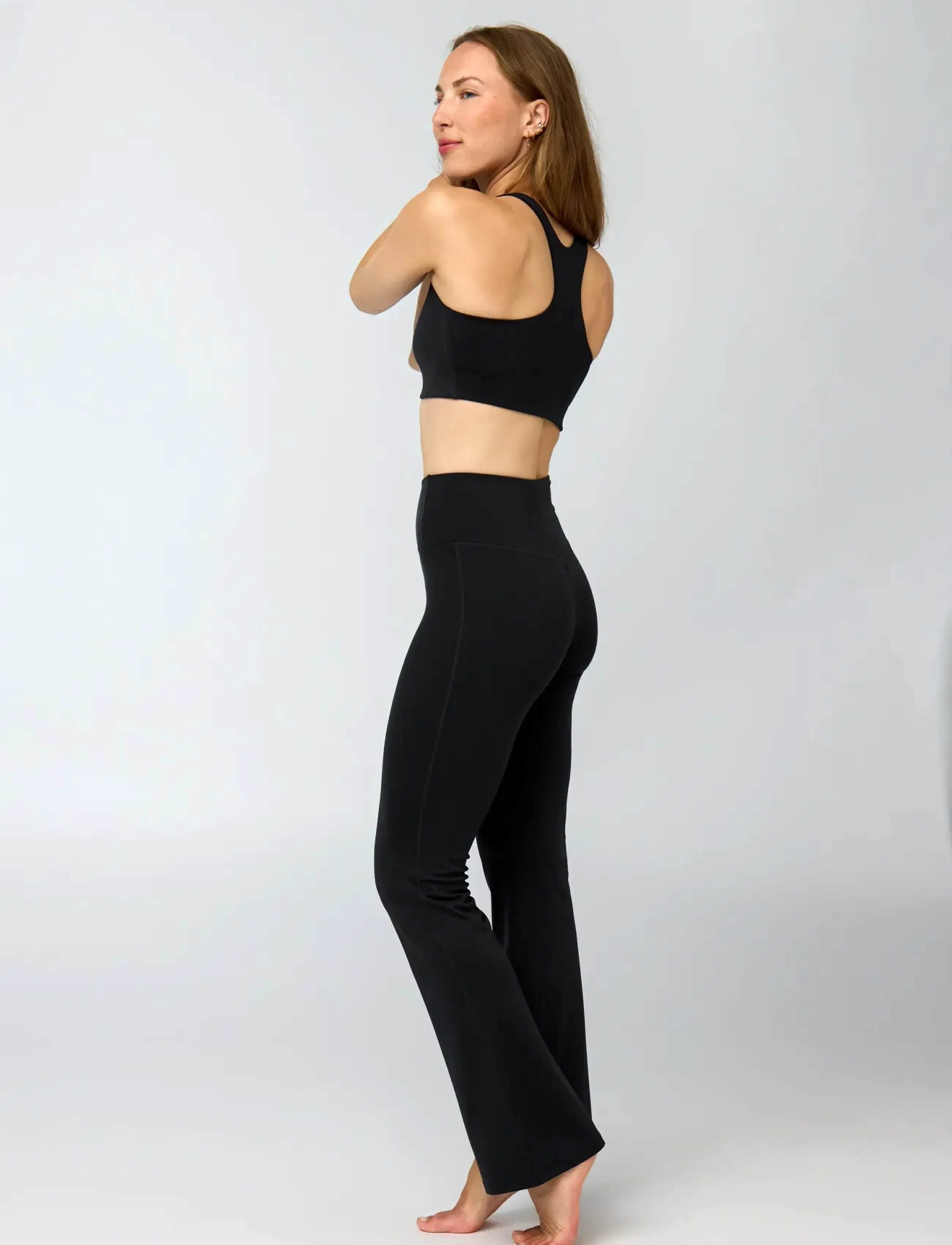 Girlfriend Collective Float Ultralight Flare Legging träningstights dam – bild 5