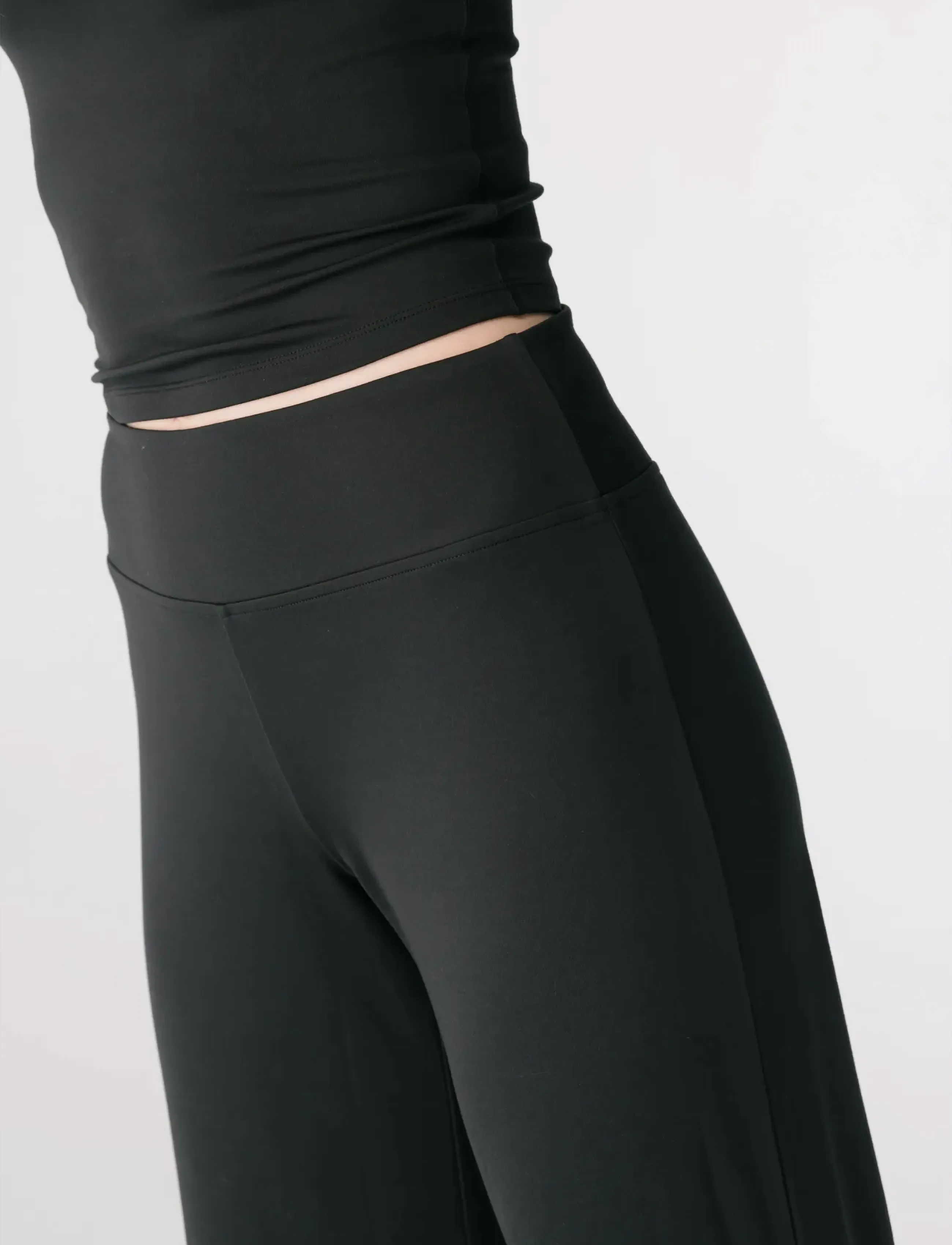 Jada Straight Leg Pant 4