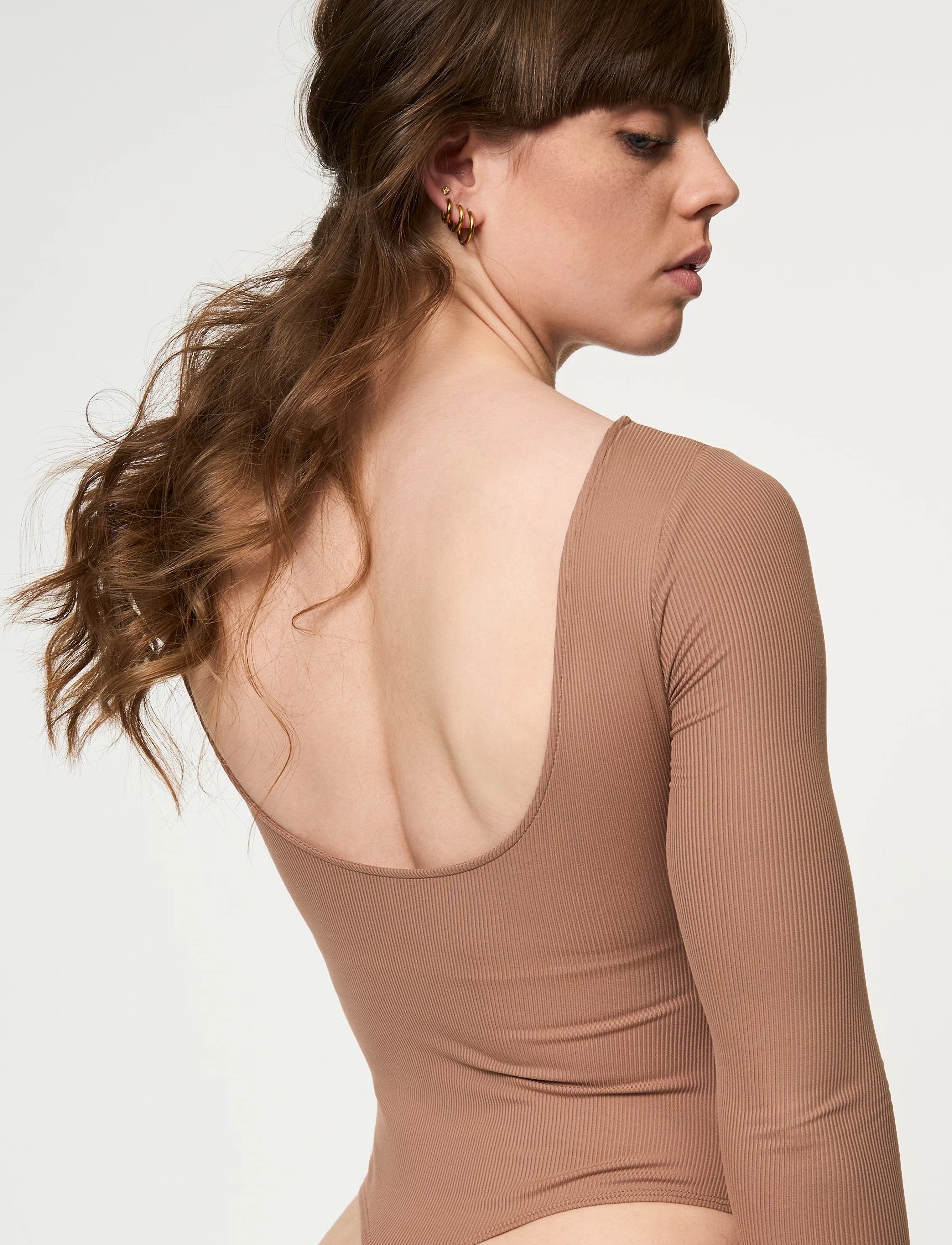 Girlfriend Collective - Ava Scoop Back Bodysuit, Thong - sportstoppe - brownie - 4