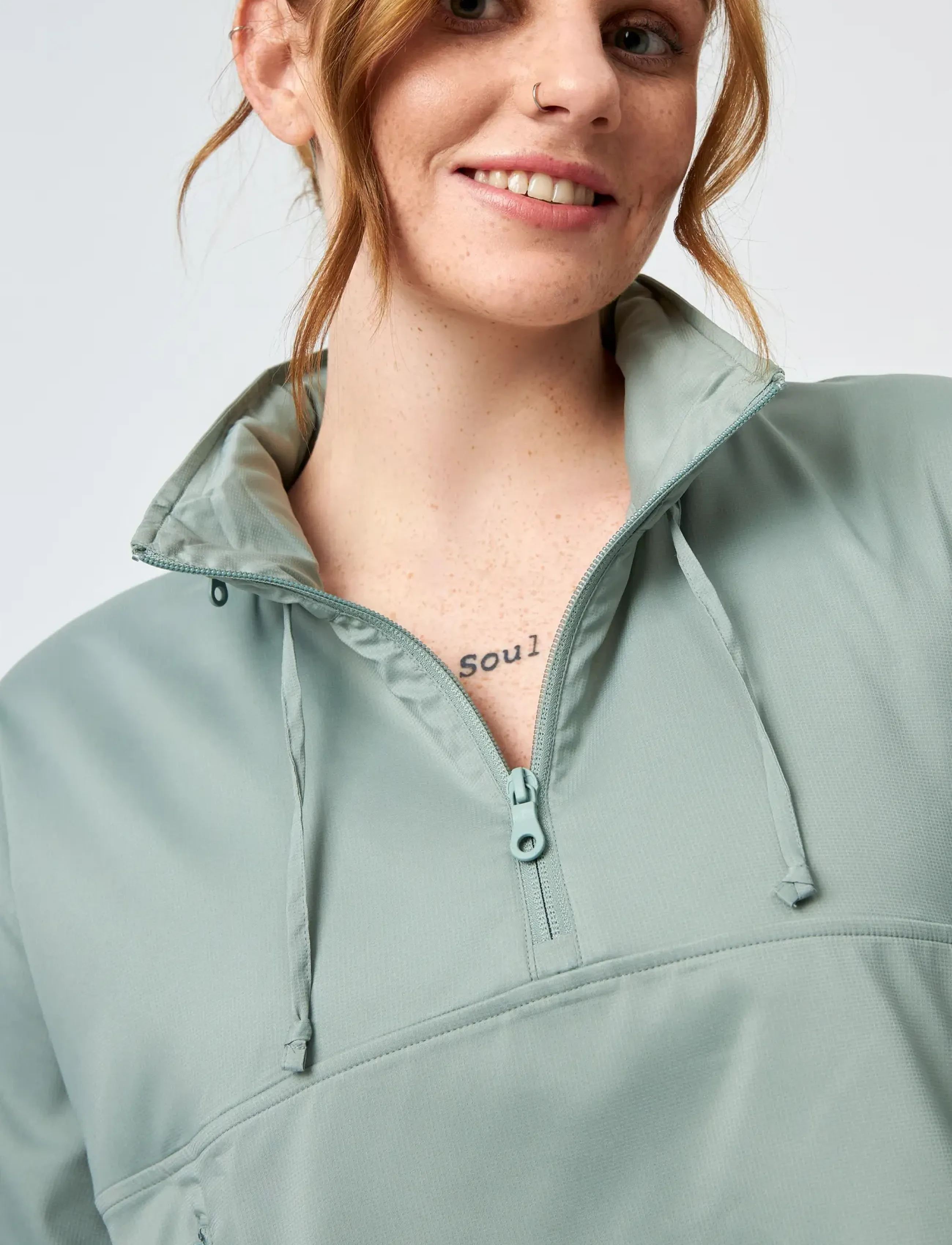 Girlfriend Collective - Hummingbird Windbreaker, Half Zip - chinoiserie - 4