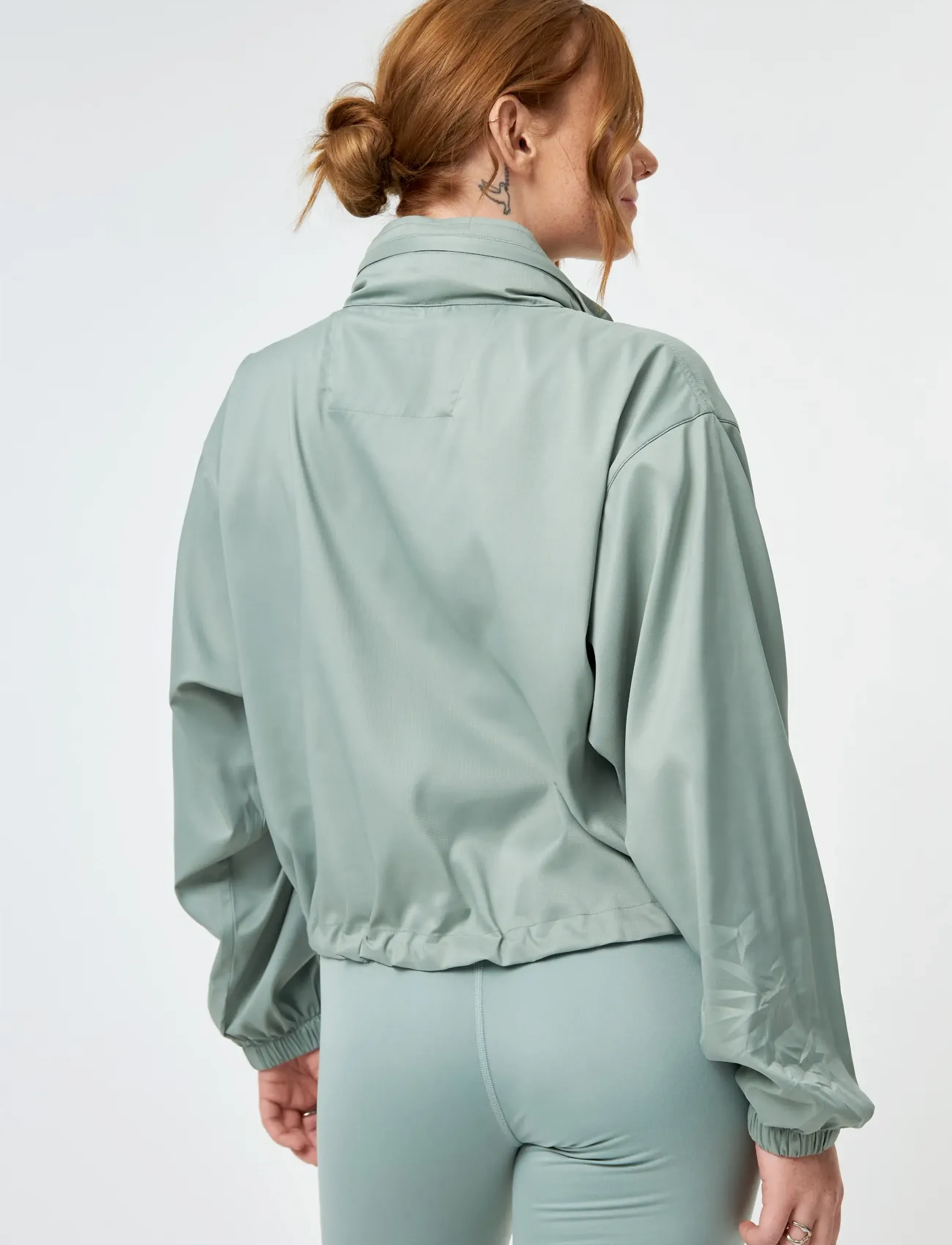 Girlfriend Collective - Hummingbird Windbreaker, Half Zip - chinoiserie - 5