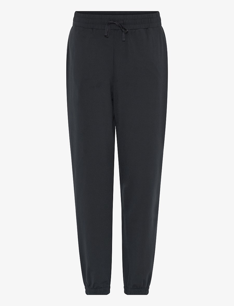 Girlfriend Collective - Reset Slim Straight Jogger - treeningpüksid - black - 1