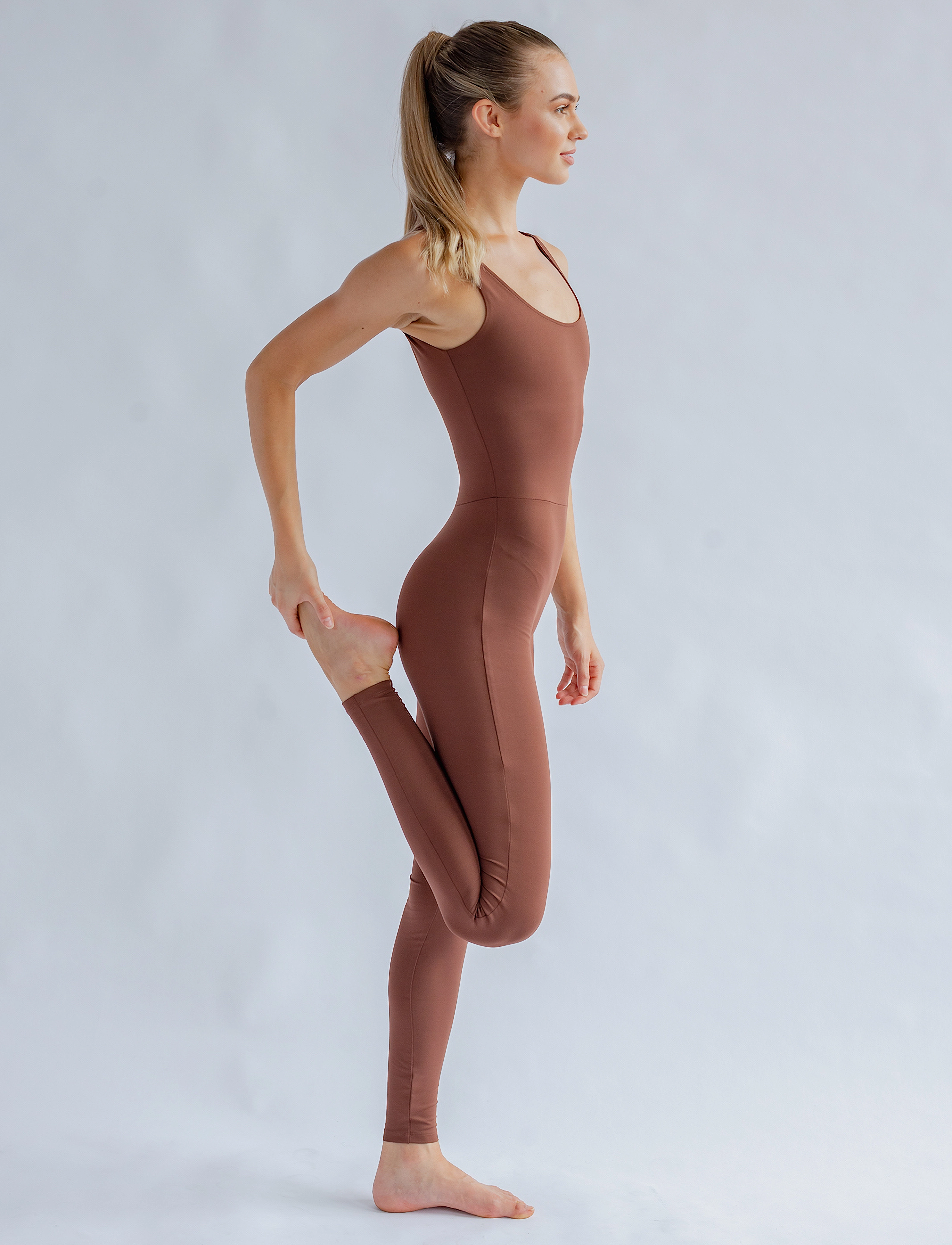Girlfriend Collective - Scoop Back Unitard, Long - sportstoppe - earth - 5