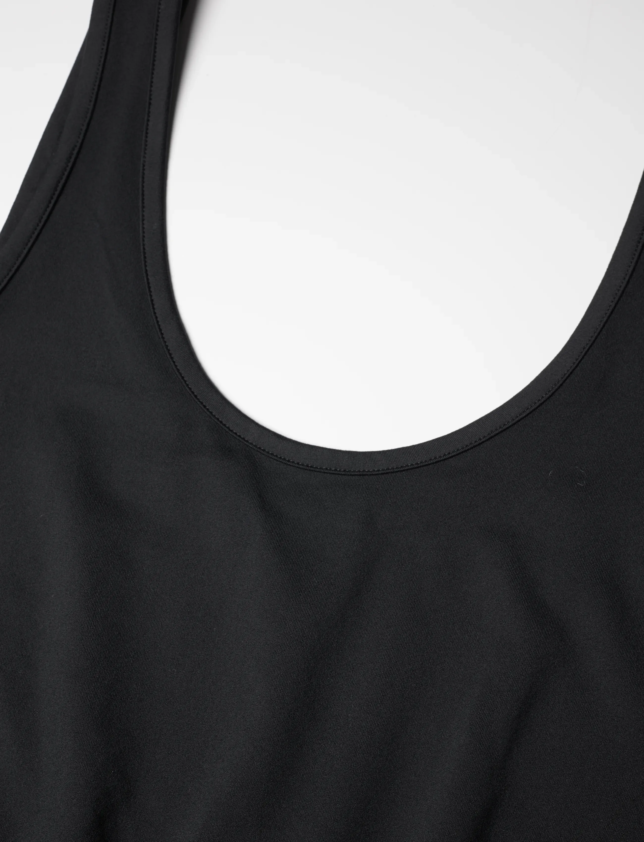 Girlfriend Collective - Reset Scoop Jumpsuit, One Piece - sportstoppe - black - 2