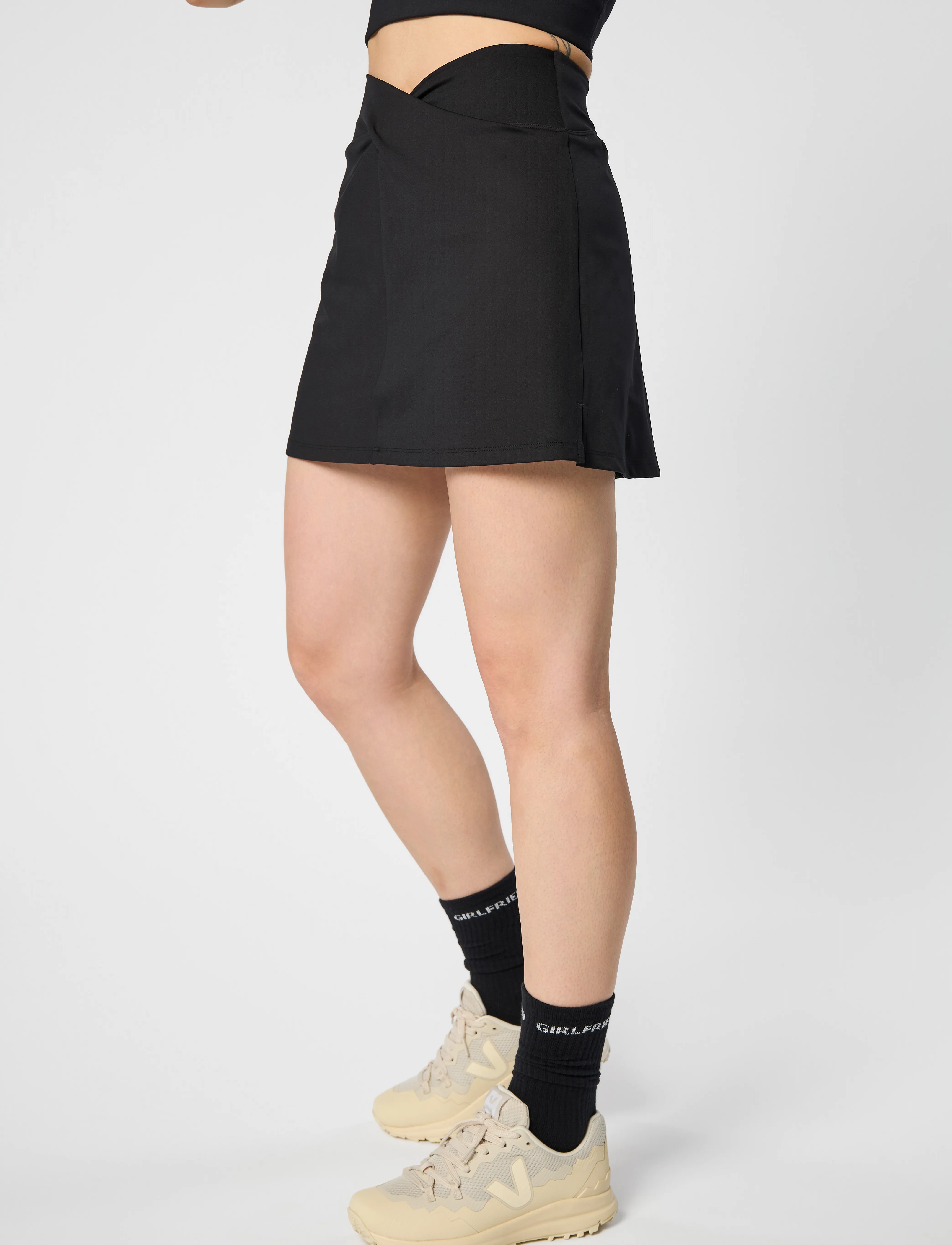 Girlfriend Collective - Twist Skort - sportröcke - black - 5