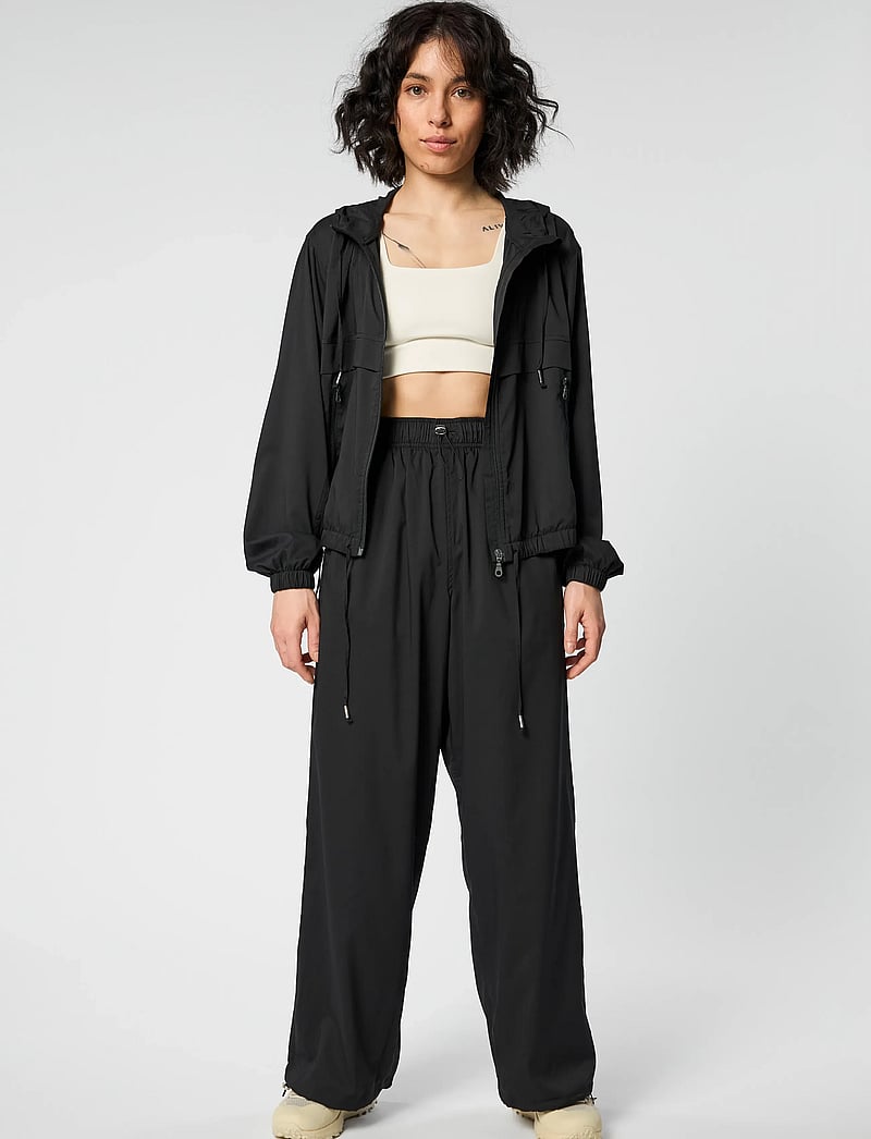 Girlfriend Collective - Amy Adjustable Pants - kasdienio stiliaus kelnės - black - 0
