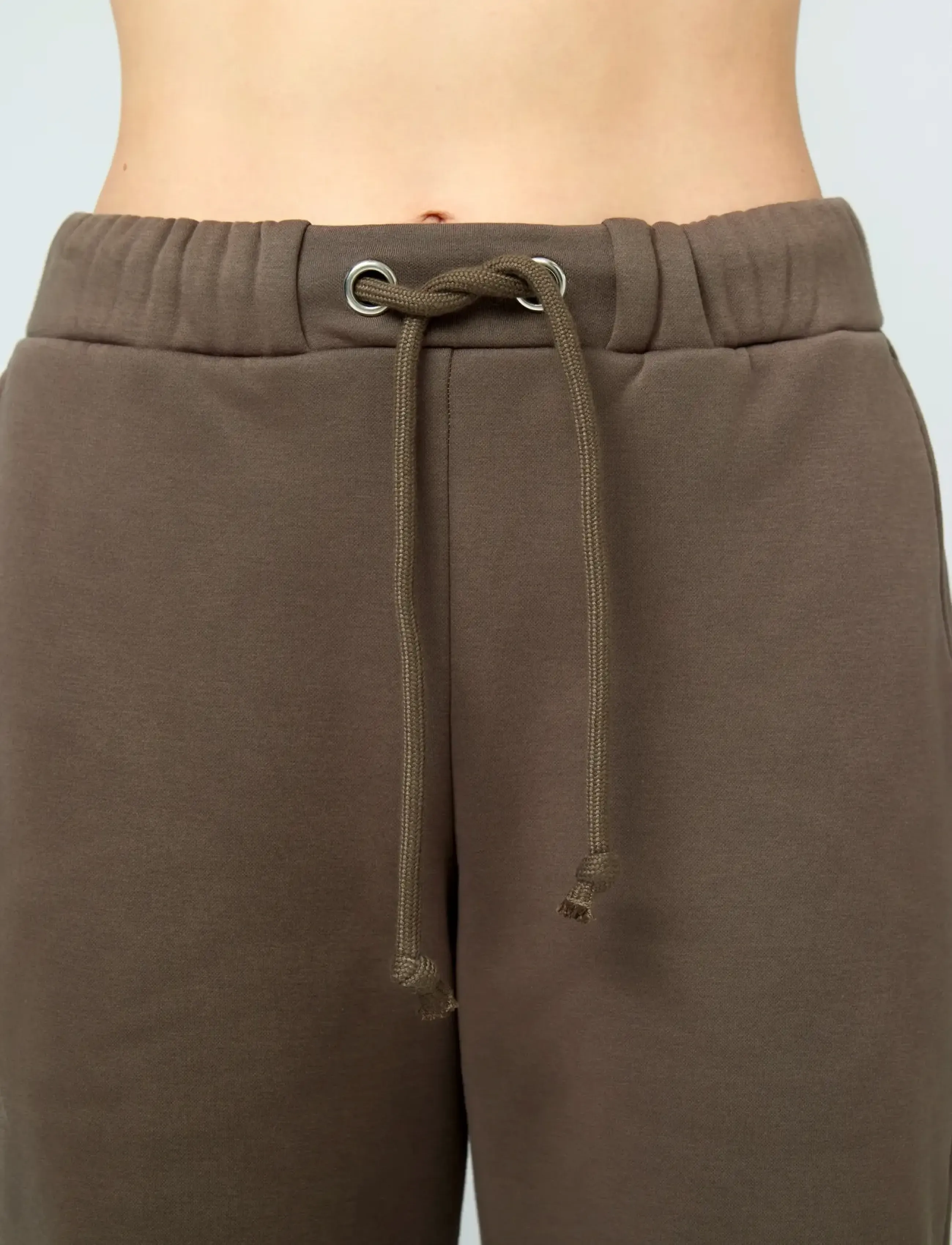 Girlfriend Collective Millie Straight Leg Sweatpant, L, Brown, Sport Pants > Sport Sweatpants, Dame