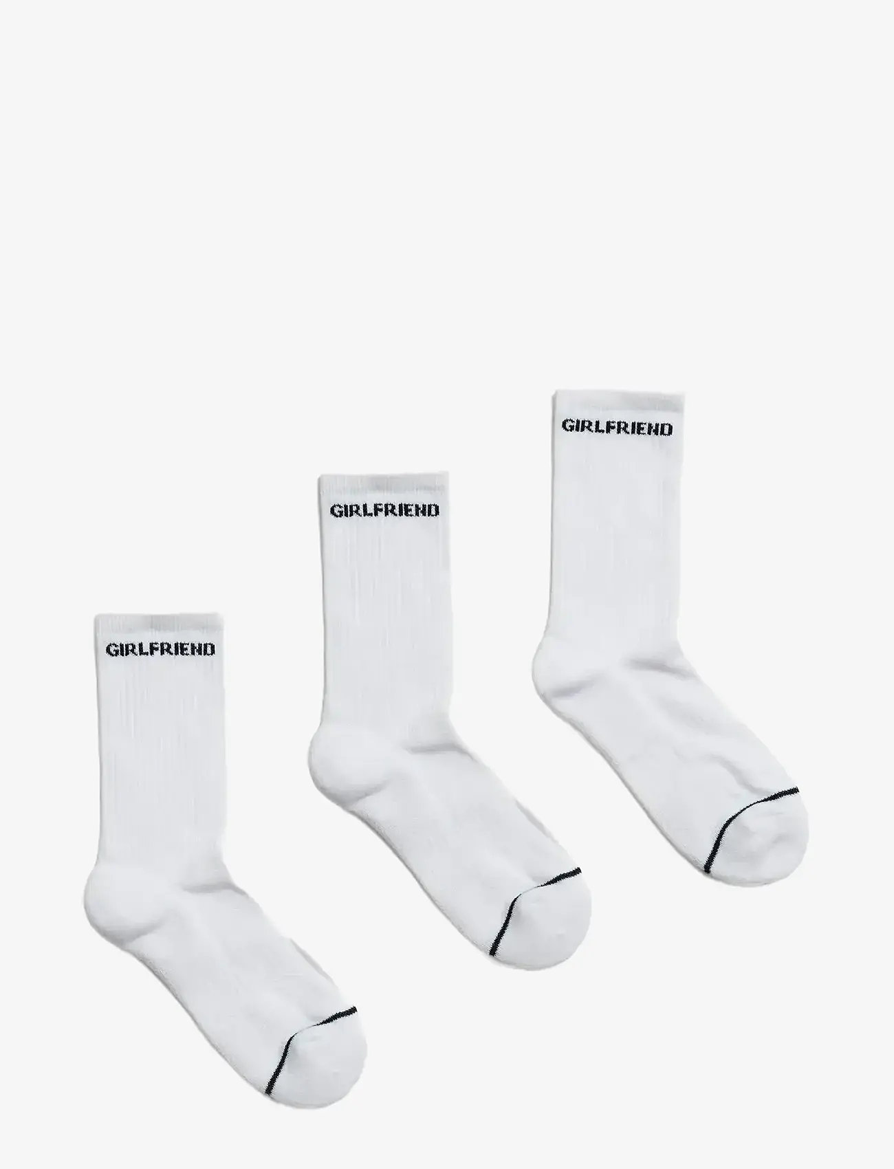 Girlfriend Collective - 3-Pack Girlfriend Crew Sock - tøj - bright white w black logo - 1