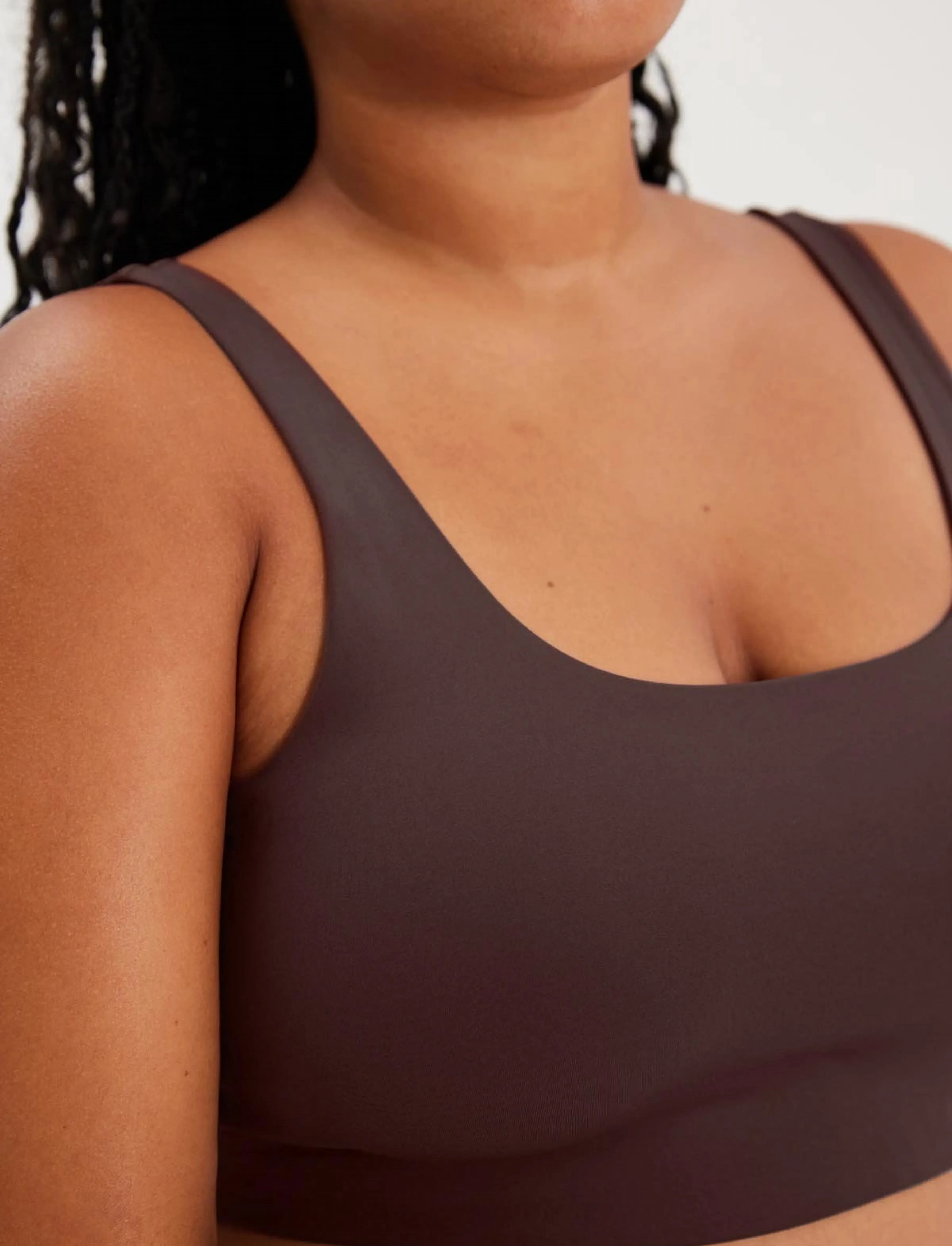 Girlfriend Collective - Scoop-Neck Bralette - bralette - espresso - 4