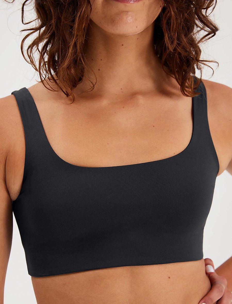 Girlfriend Collective - Scoop-Neck Bralette - bralette - raven - 0