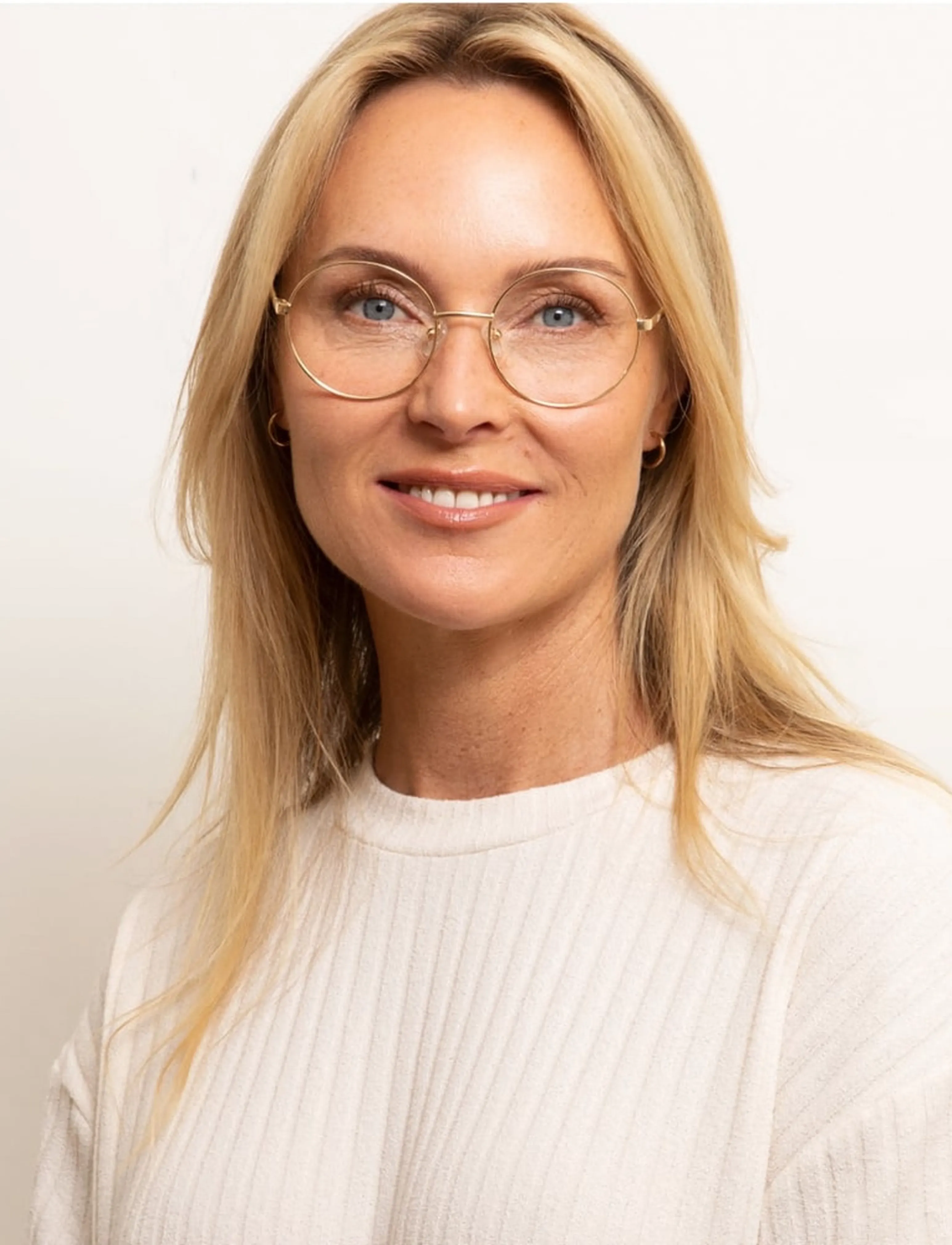 GLAS Eyewear Grace Gold, 1.5, Gold, Accessories > Reading Glasses, Dame