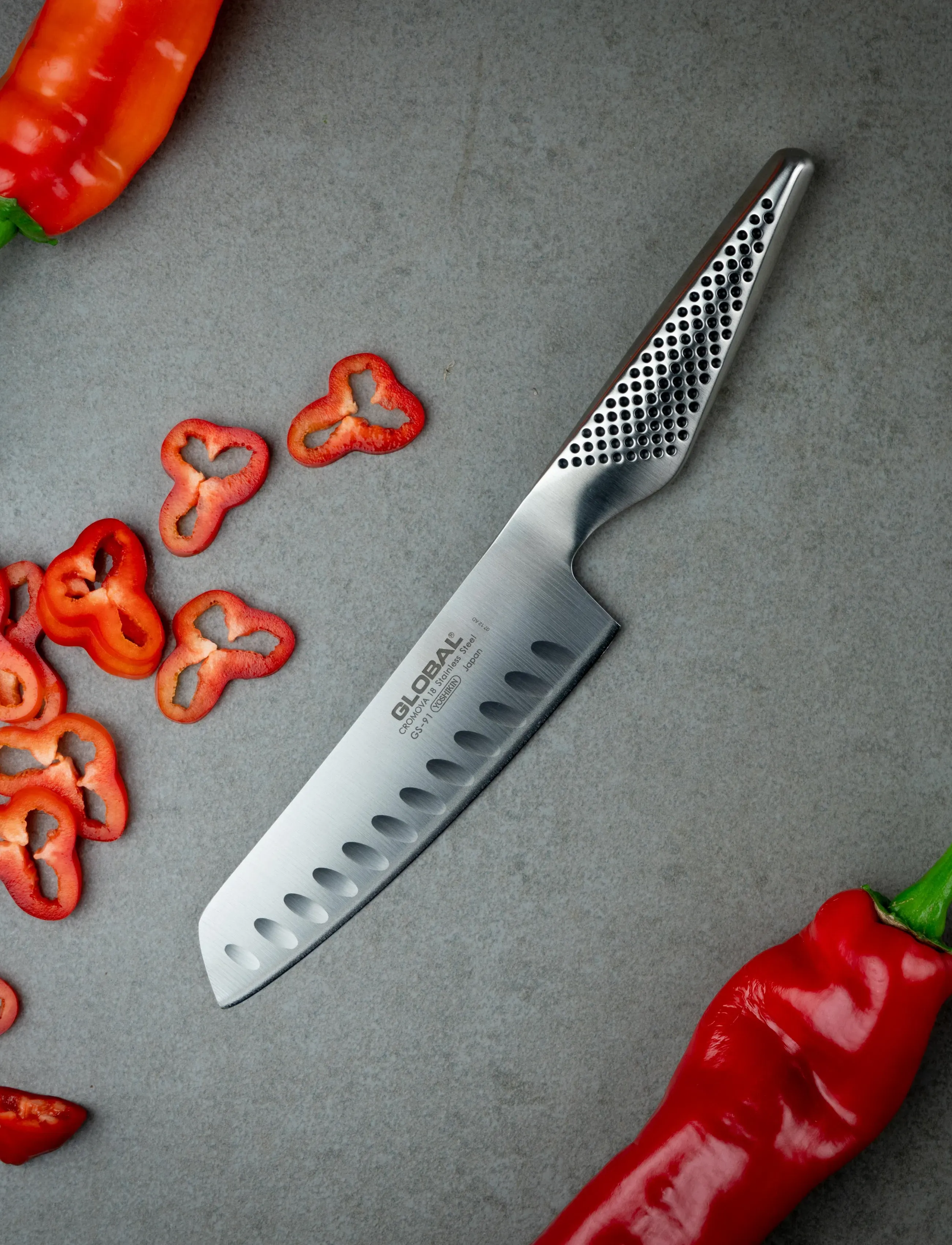 GLOBAL - Vegetable chopper olive-polished 14 cm - köögiviljanoad - staineless steel - 2