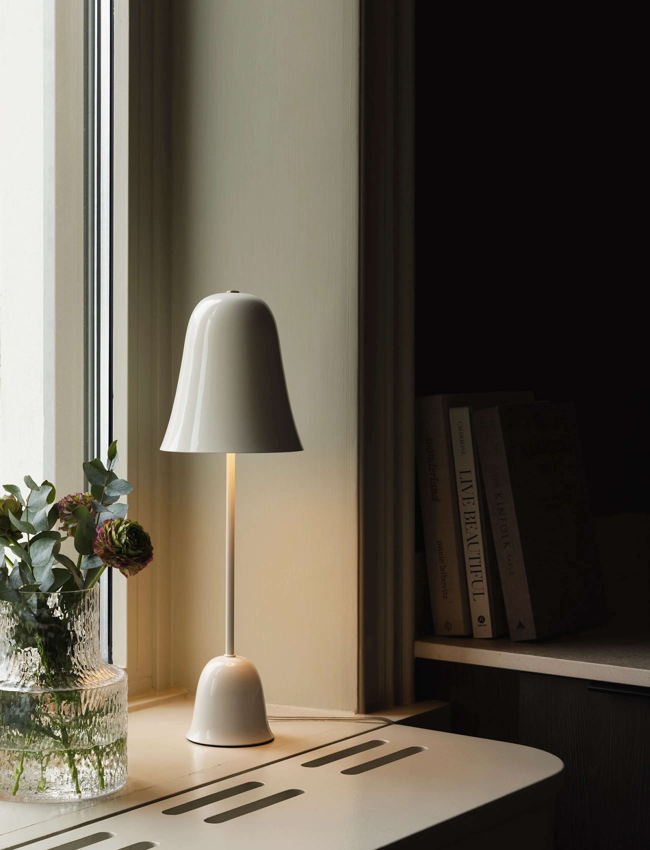 Globen Lighting - Table lamp Blåklockan 16 Ivory - schreibtisch- & tischlampen - ivory - 0
