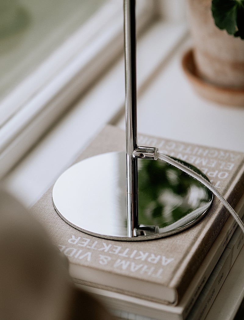 Globen Lighting - Table Lamp Icon - chrome - 3