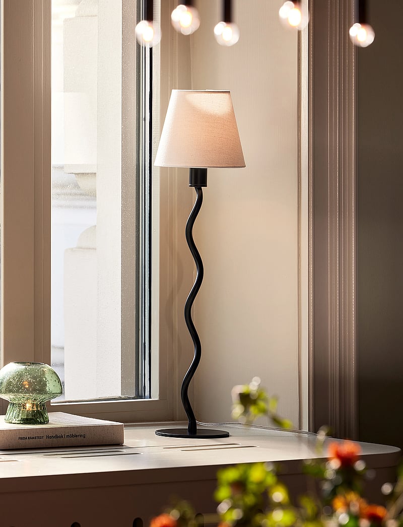 Globen Lighting - Table Lamp Base Twist 50 Green - schreibtisch- & tischlampen - black - 3