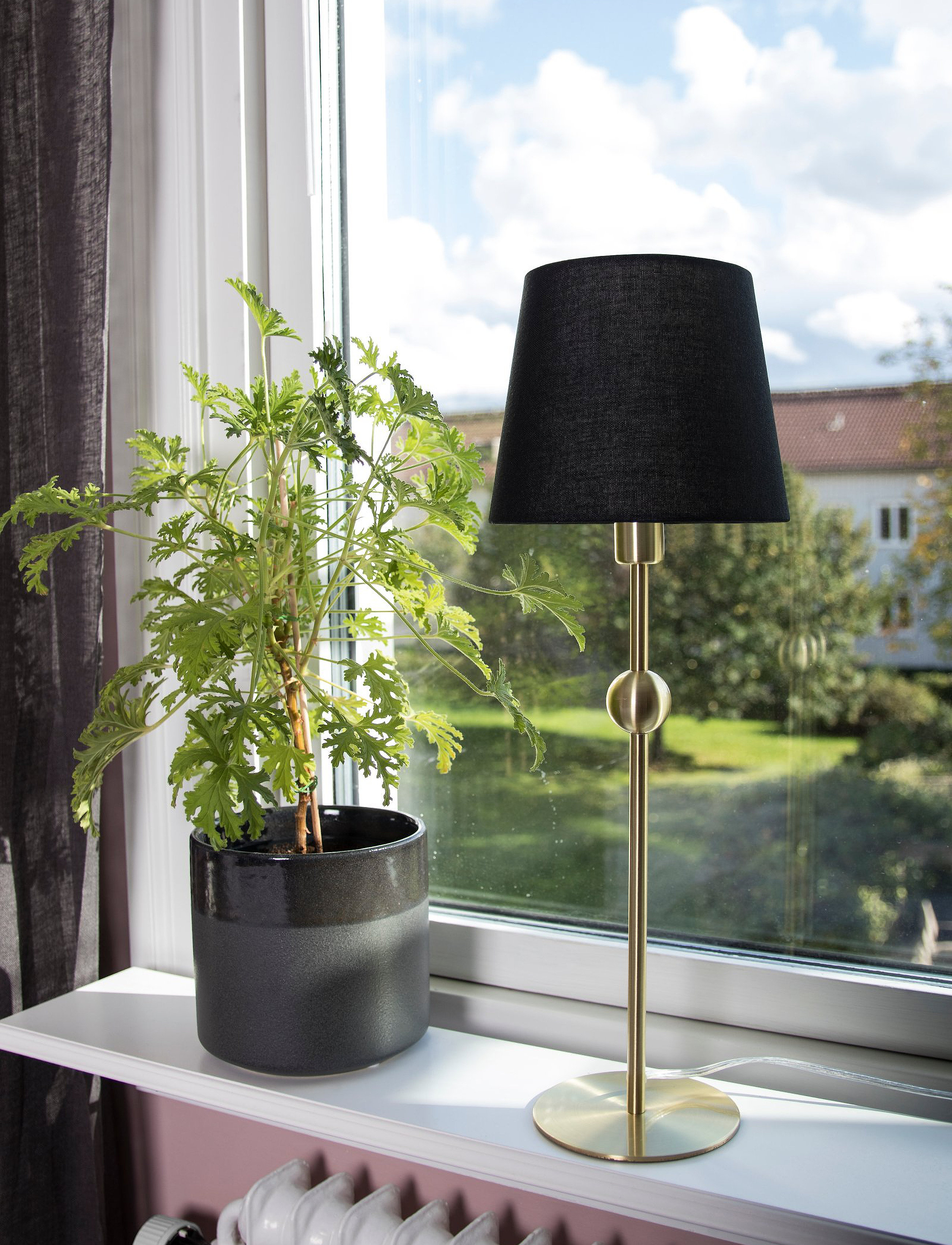 Globen Lighting Bordfod Astrid, One Size, Lamps, Gold - Table Homeware