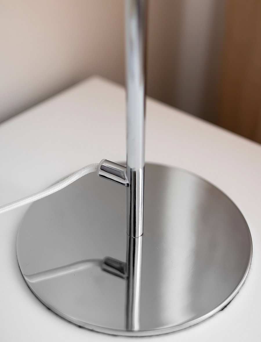 Globen Lighting - Table Lamp Icon 25 - laualambid - chrome - 3