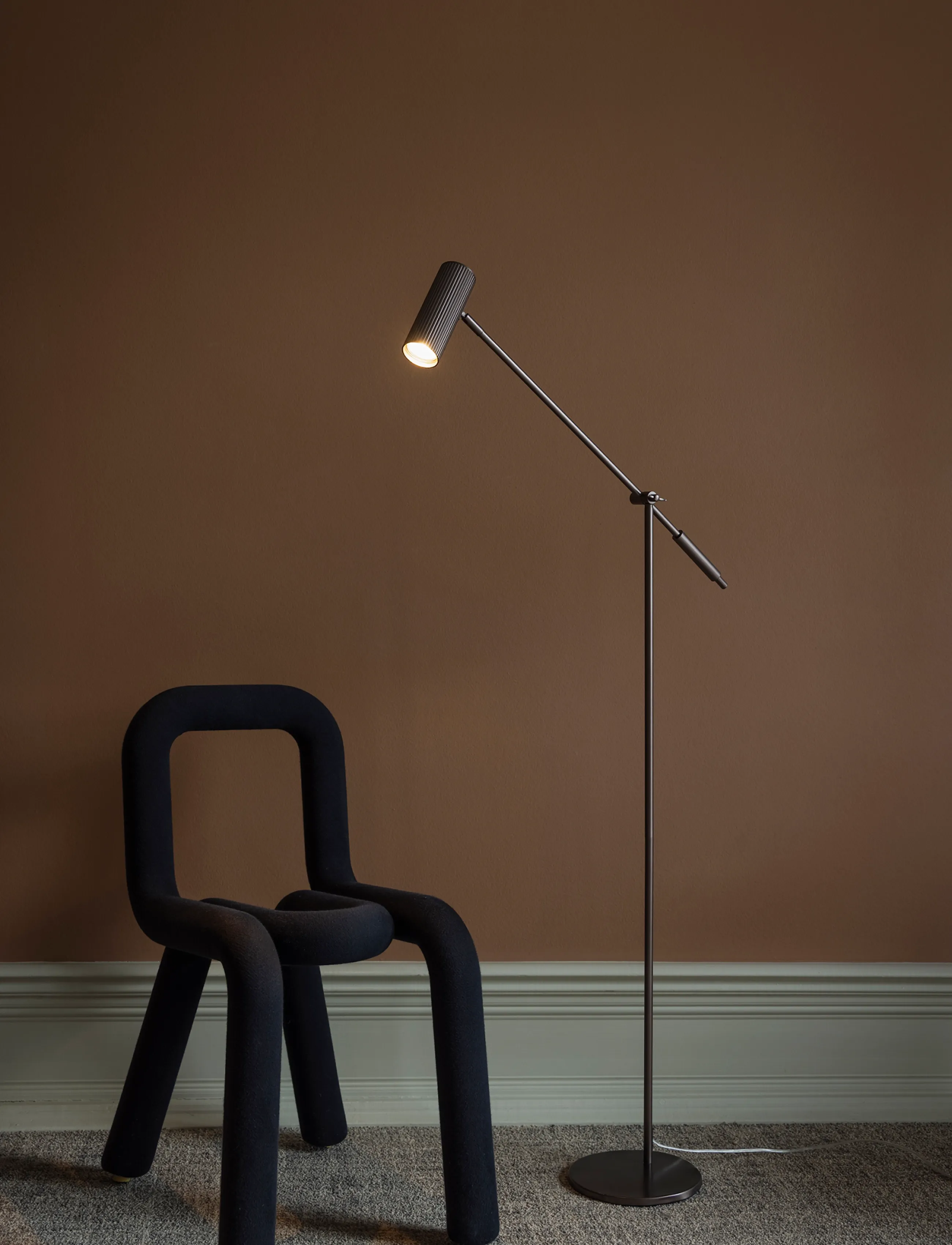 Globen Lighting - Floor lamp Hubble Read Bronze - stehlampen - bronze - 0