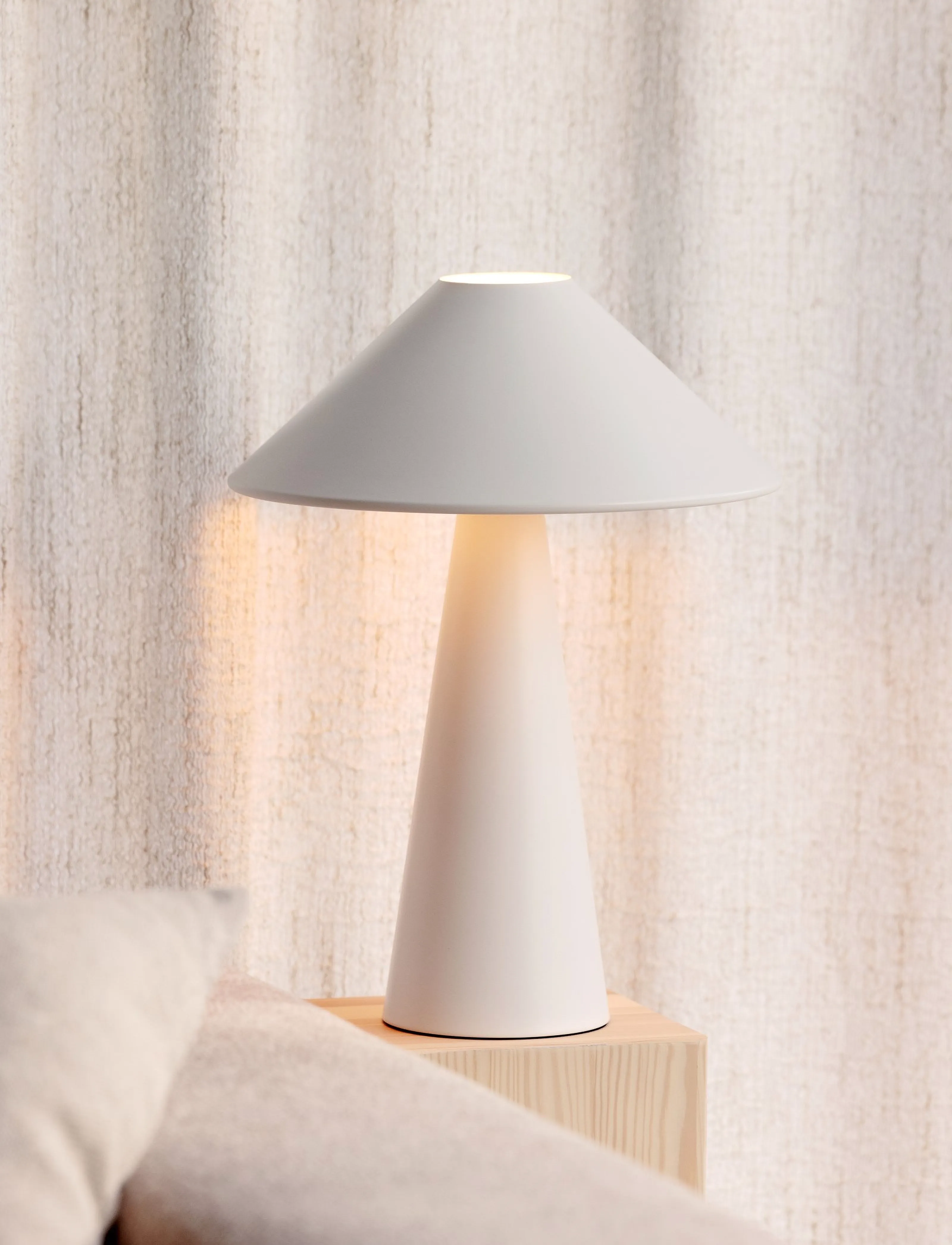 Globen Lighting Bordlampe Cannes, One Size, Lamps, Weiß - Table Homeware
