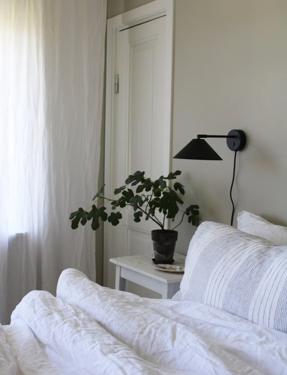 Globen Lighting - Wall lamp Cannes 20 - wandleuchten - black - 4