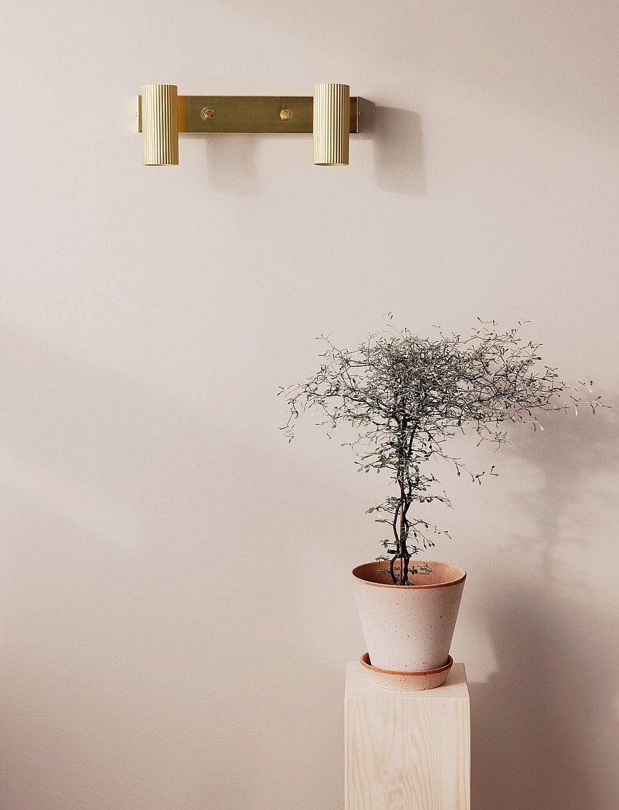 Globen Lighting - Wall Lamp Hubble 2 - wandleuchten - brushed brass - 0