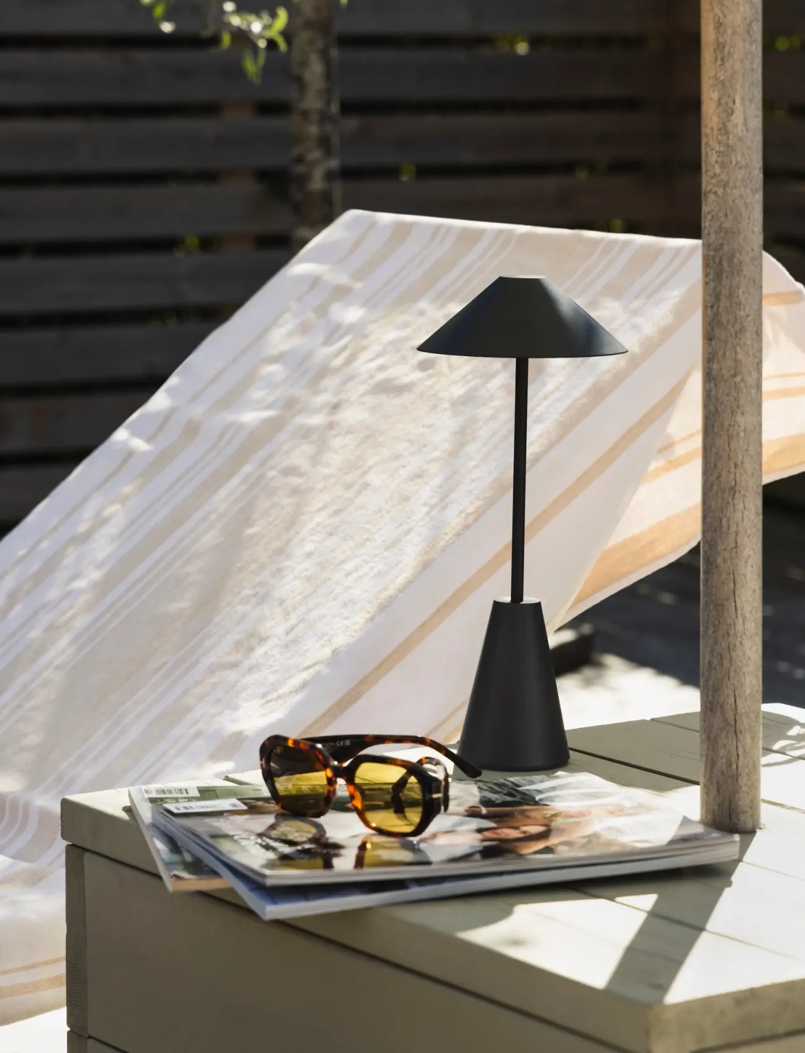 Globen Lighting Portable Table Lamp Cannes 32 Ip54 Black, 14X14X32 cm, Black, Lamper > Bordlamper, Unisex