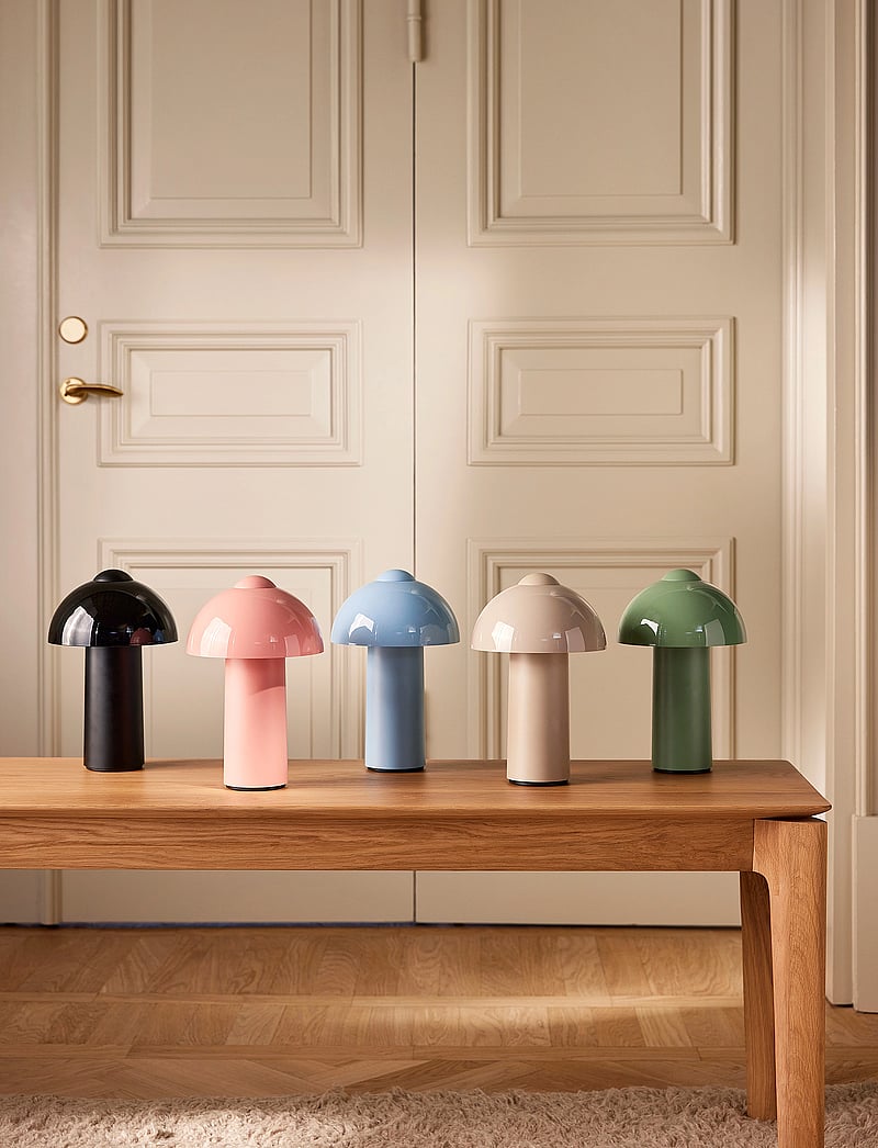 Globen Lighting - Portable Table Lamp Buddy IP44 Blush - mobile lampen - green - 4