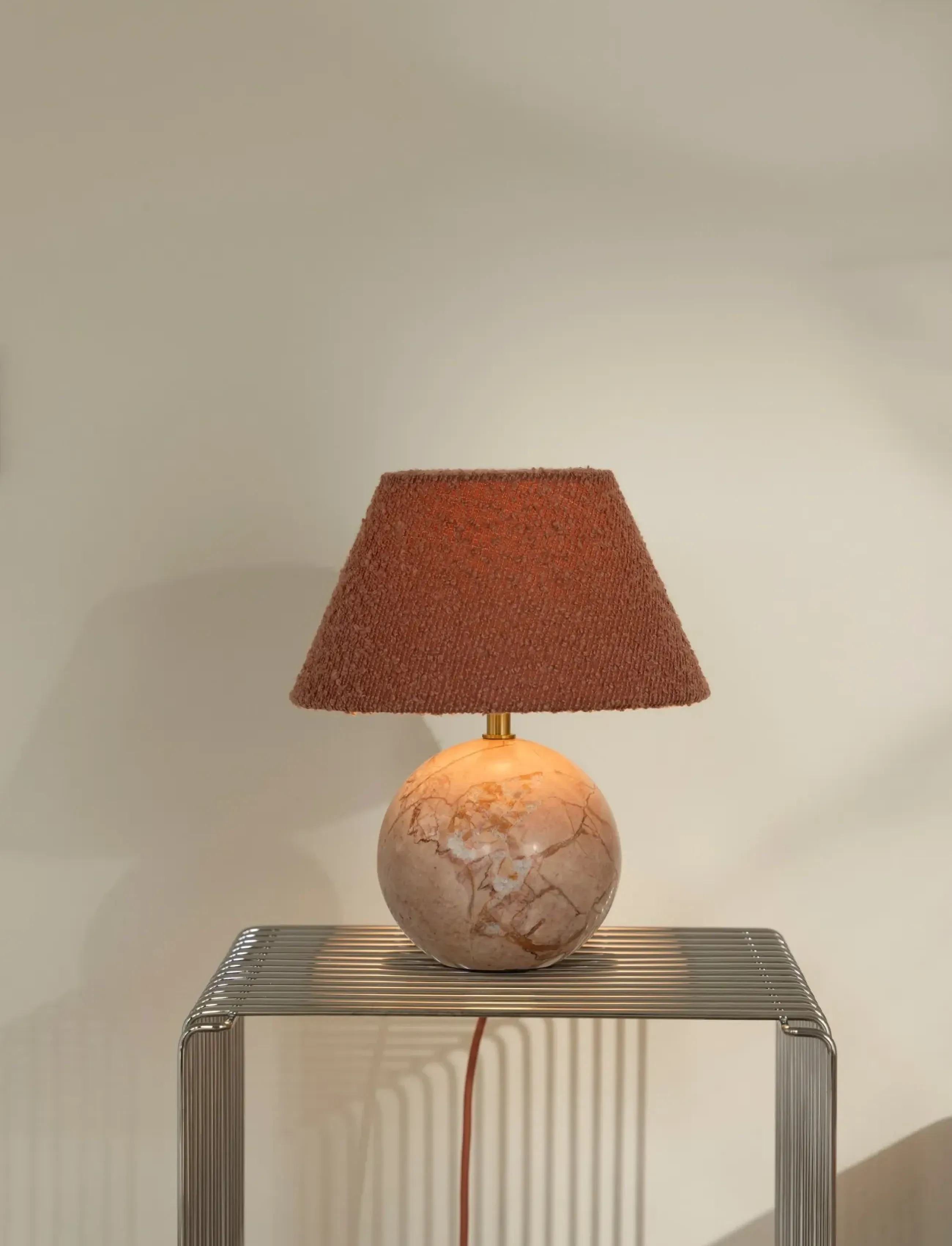 Globen Lighting Table Lamp Castello 24 Dusty Pink Marble, 24X24X28 cm, Pink, Lamper > Bordlamper, Unisex