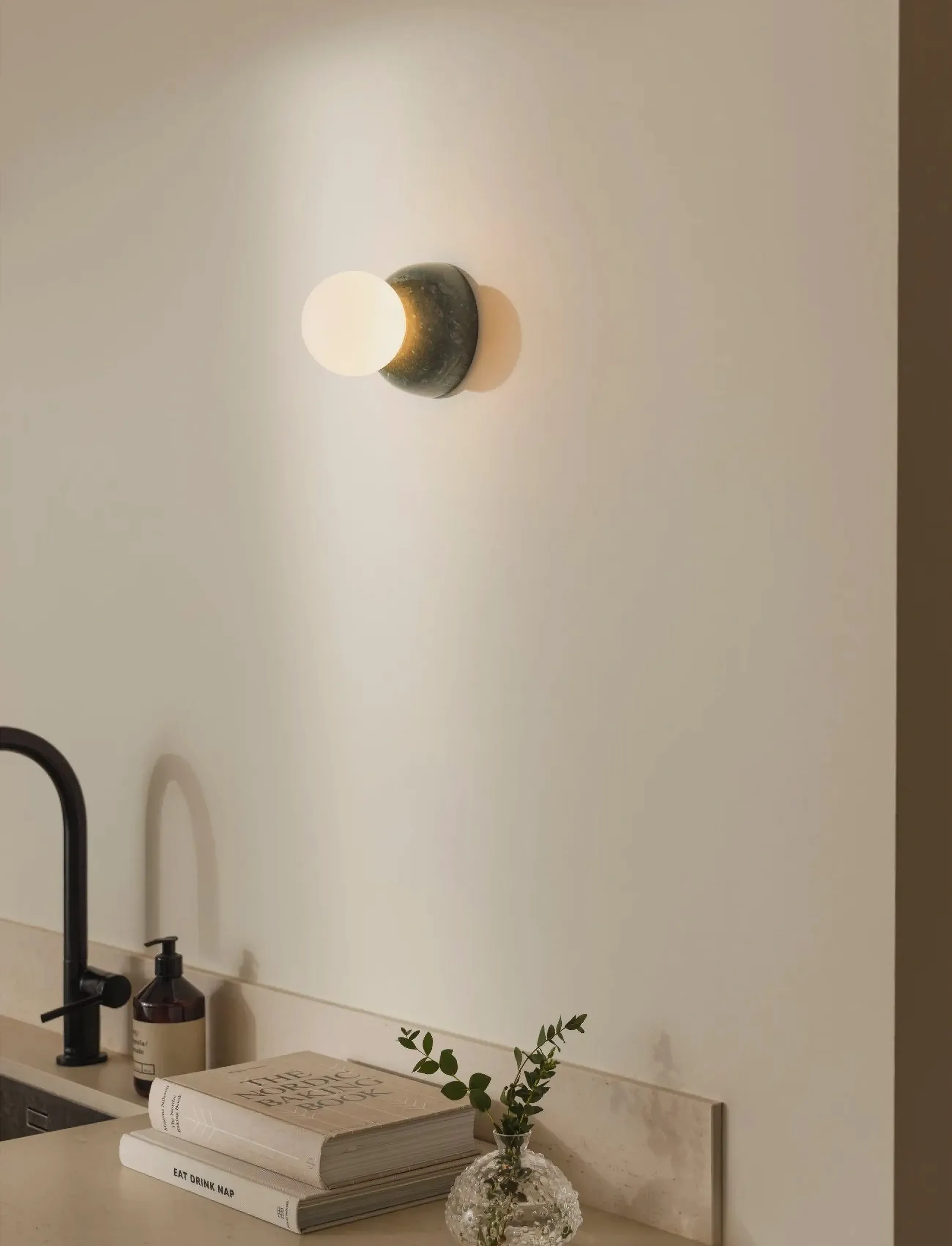 Globen Lighting - Wall lamp/ceiling lamp Torrano 13 IP44 Dark green marble - vegglamper - dark green marble - 0