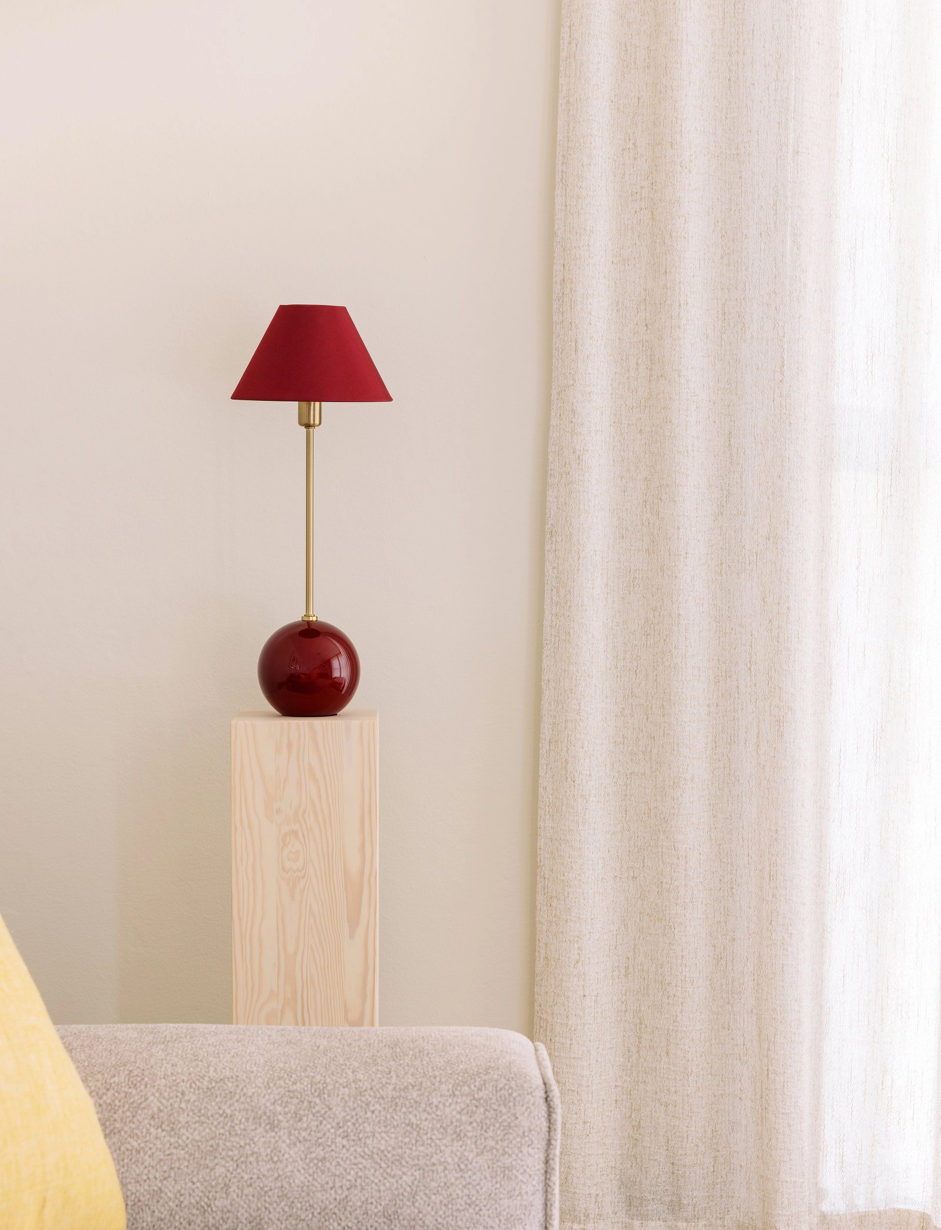 Globen Lighting Table Lamp Iris 20 Cream, H51, Lamps, Rot - Homeware