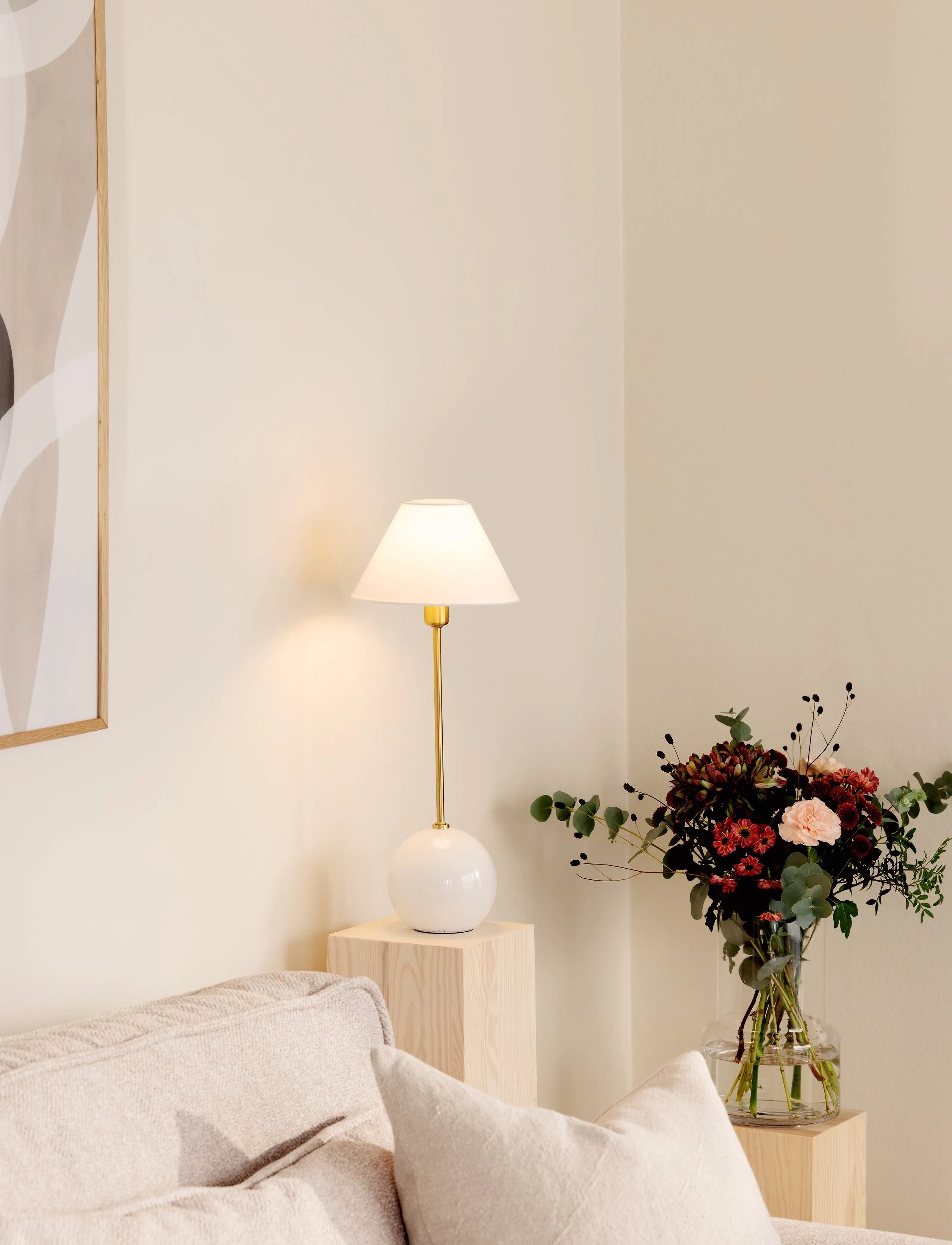 Globen Lighting - Table Lamp Iris 20 Cream - borðlampar - white - 5