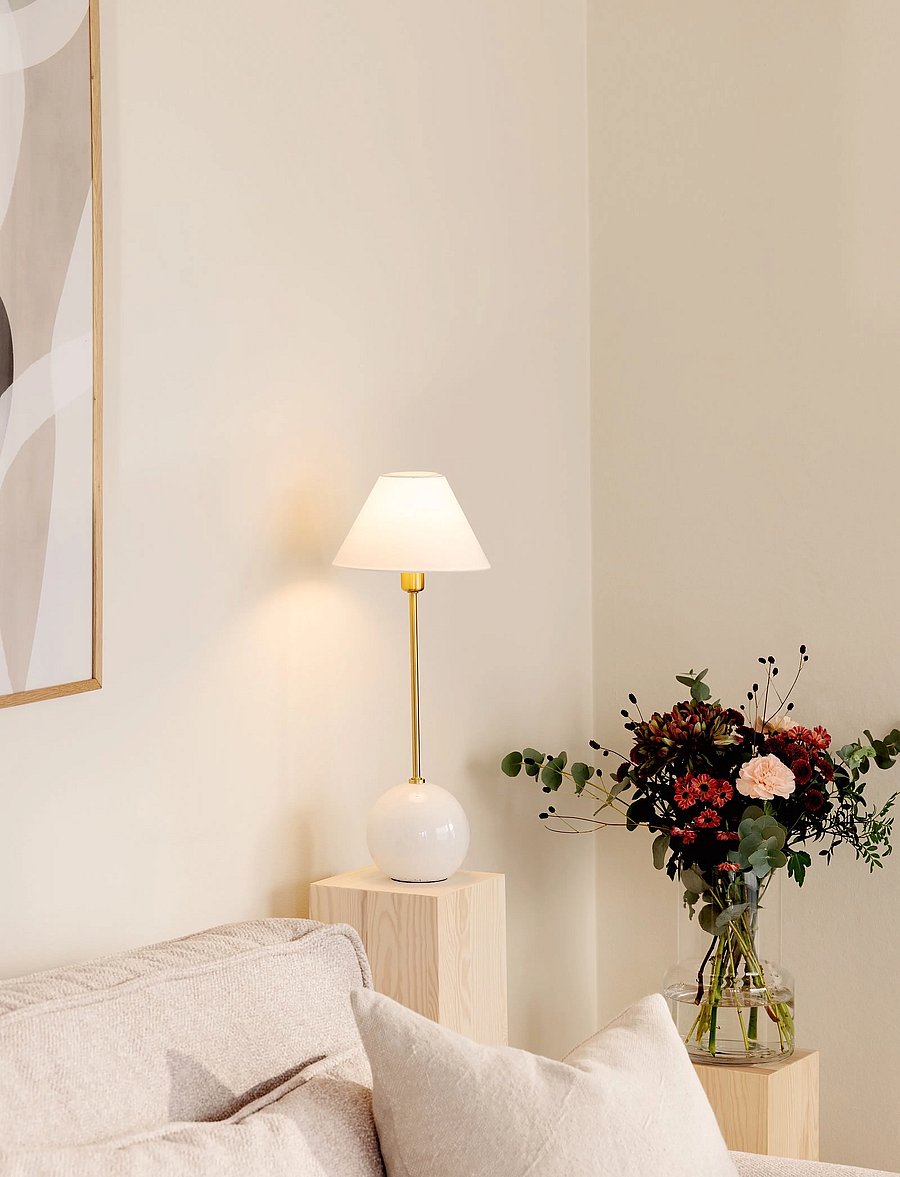 Globen Lighting - Table Lamp Iris 20 Cream - laualambid - white - 5