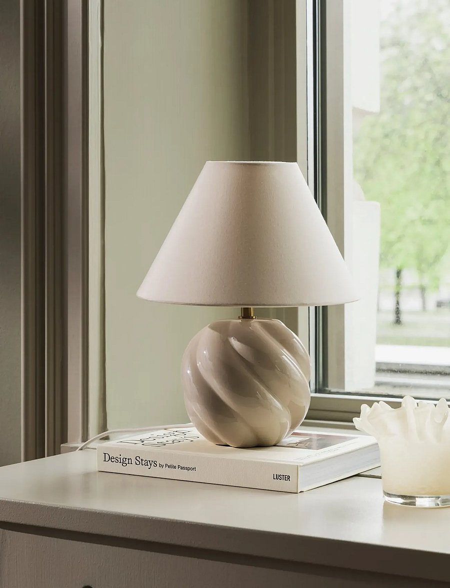 Globen Lighting - Table lamp Dahlia 24 Beige - schreibtisch- & tischlampen - beige - 2