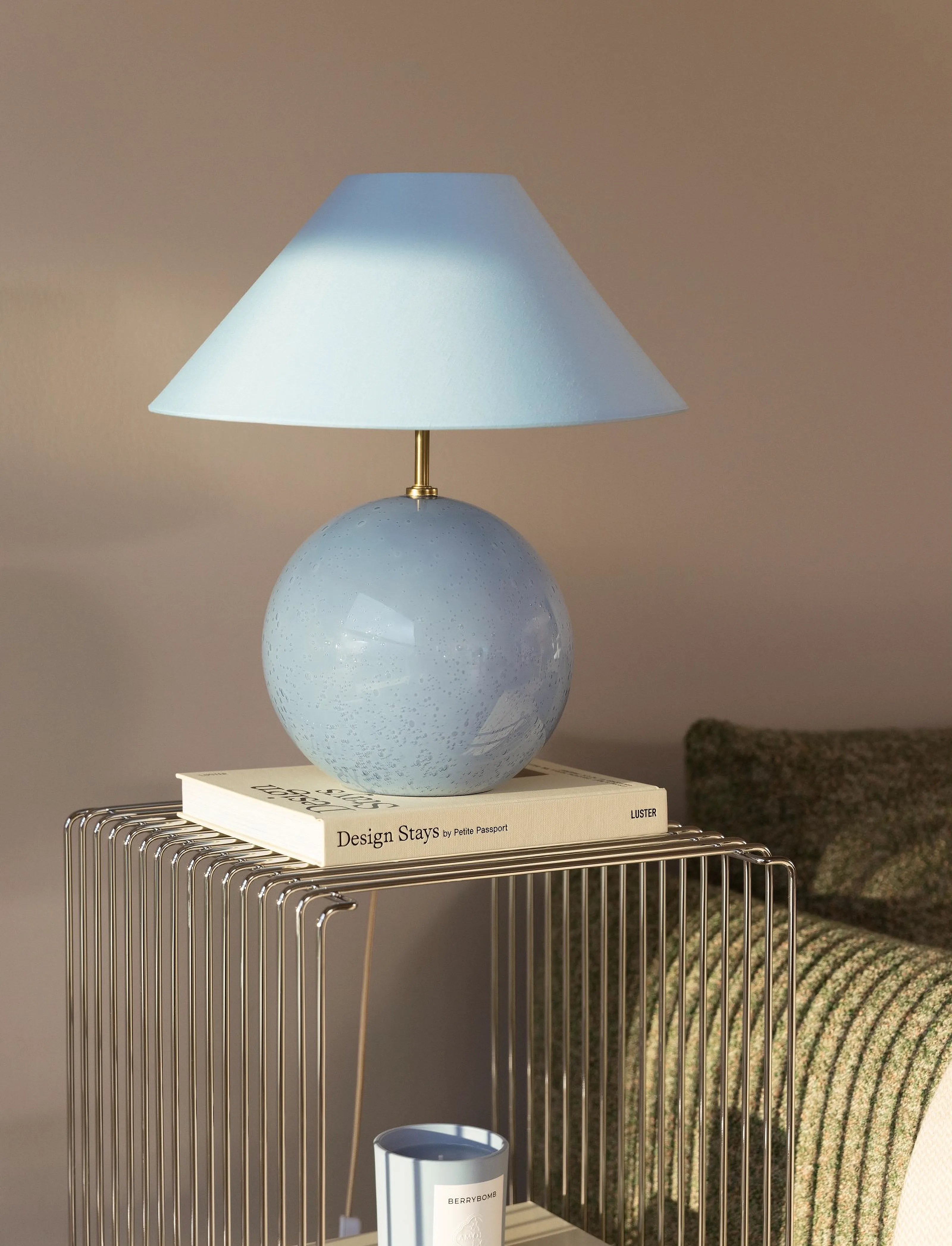 Globen Lighting Iris 35 Bordlampe, One Size, Lamps, Blau - Table Homeware