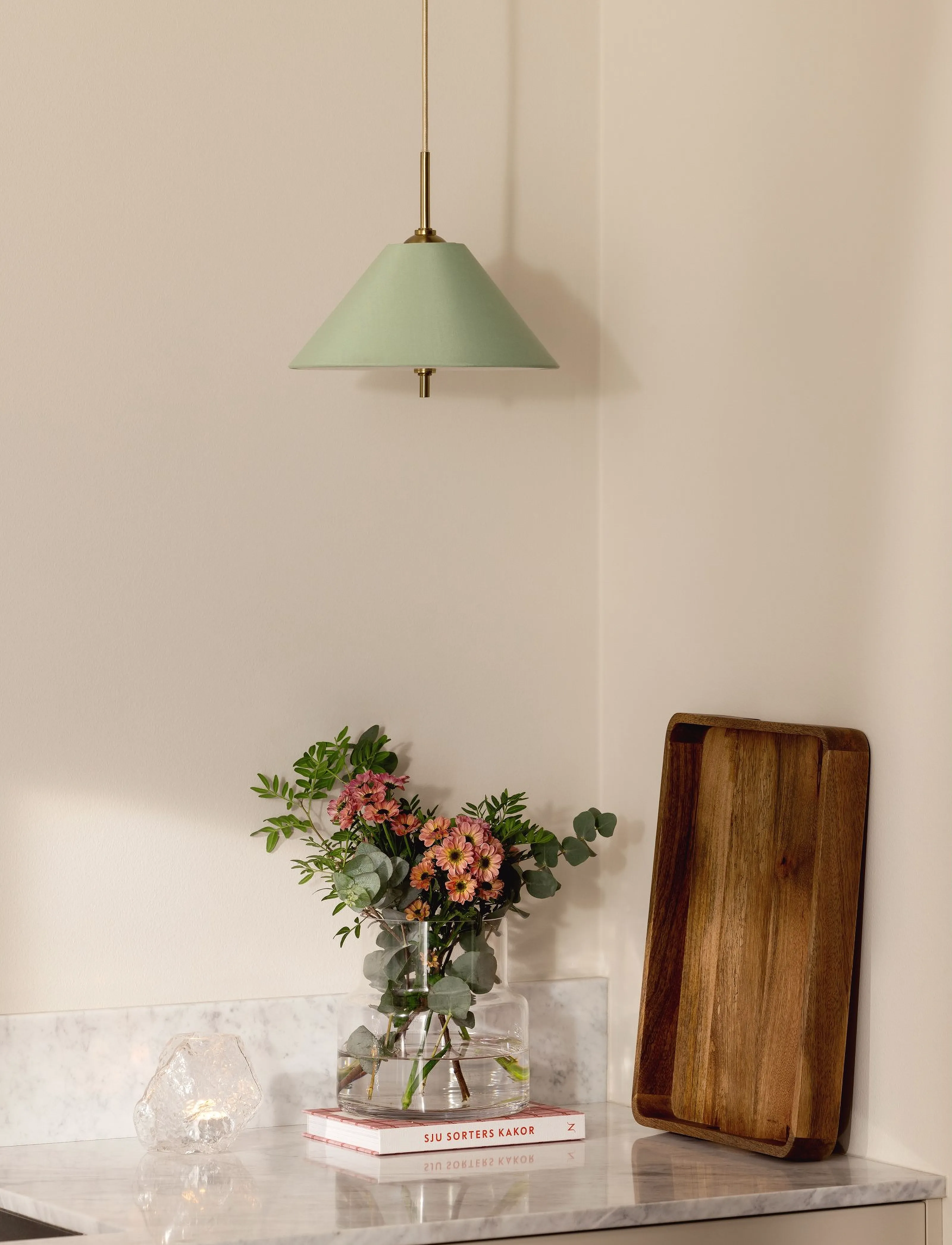 Globen Lighting Pendellampe Iris 25, Ø 25 cm, Ceiling Lamps, Grün - Pendant Homeware