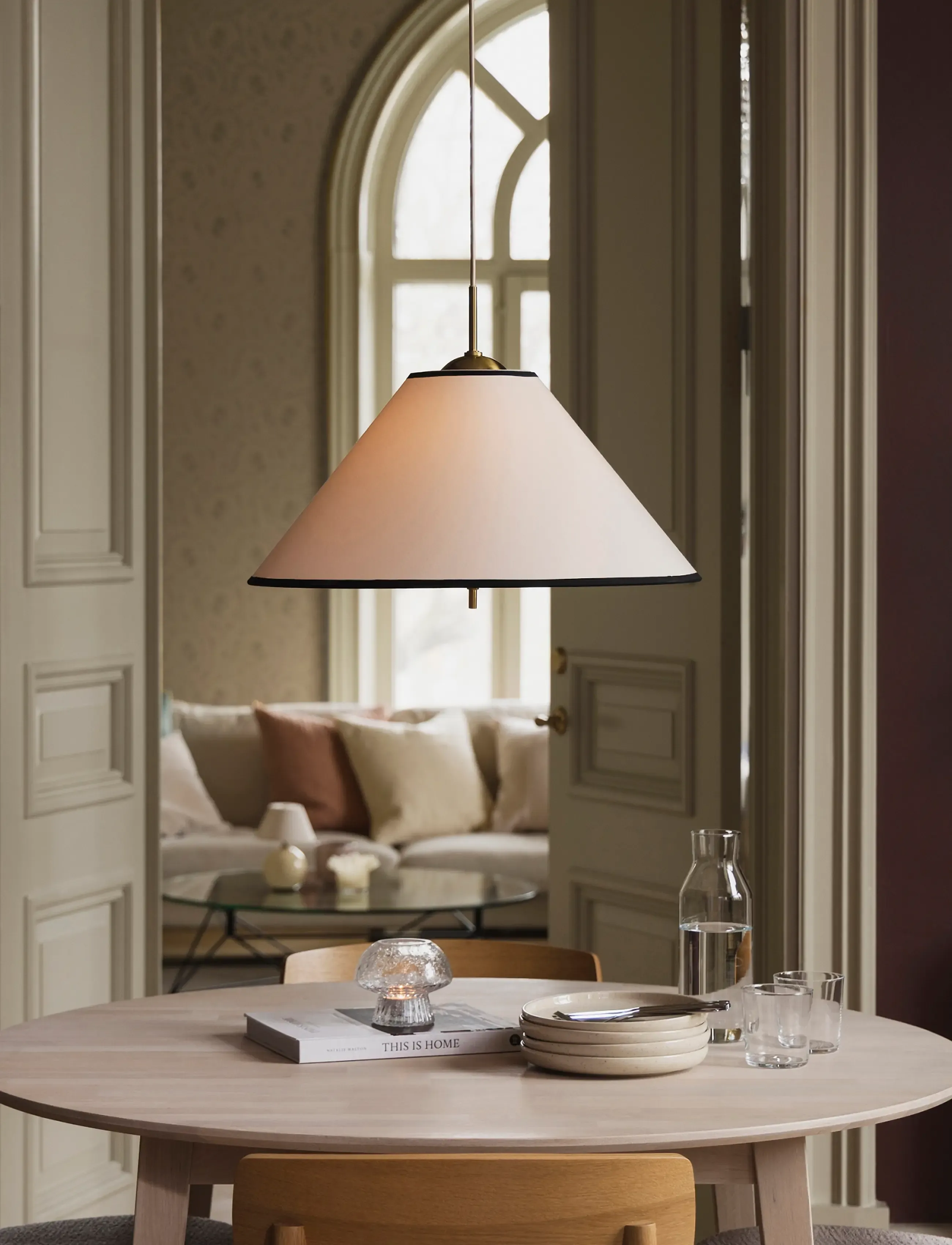 Globen Lighting - Pendant Iris 50 Cream/noir - pendellampen - cream/noir - 0