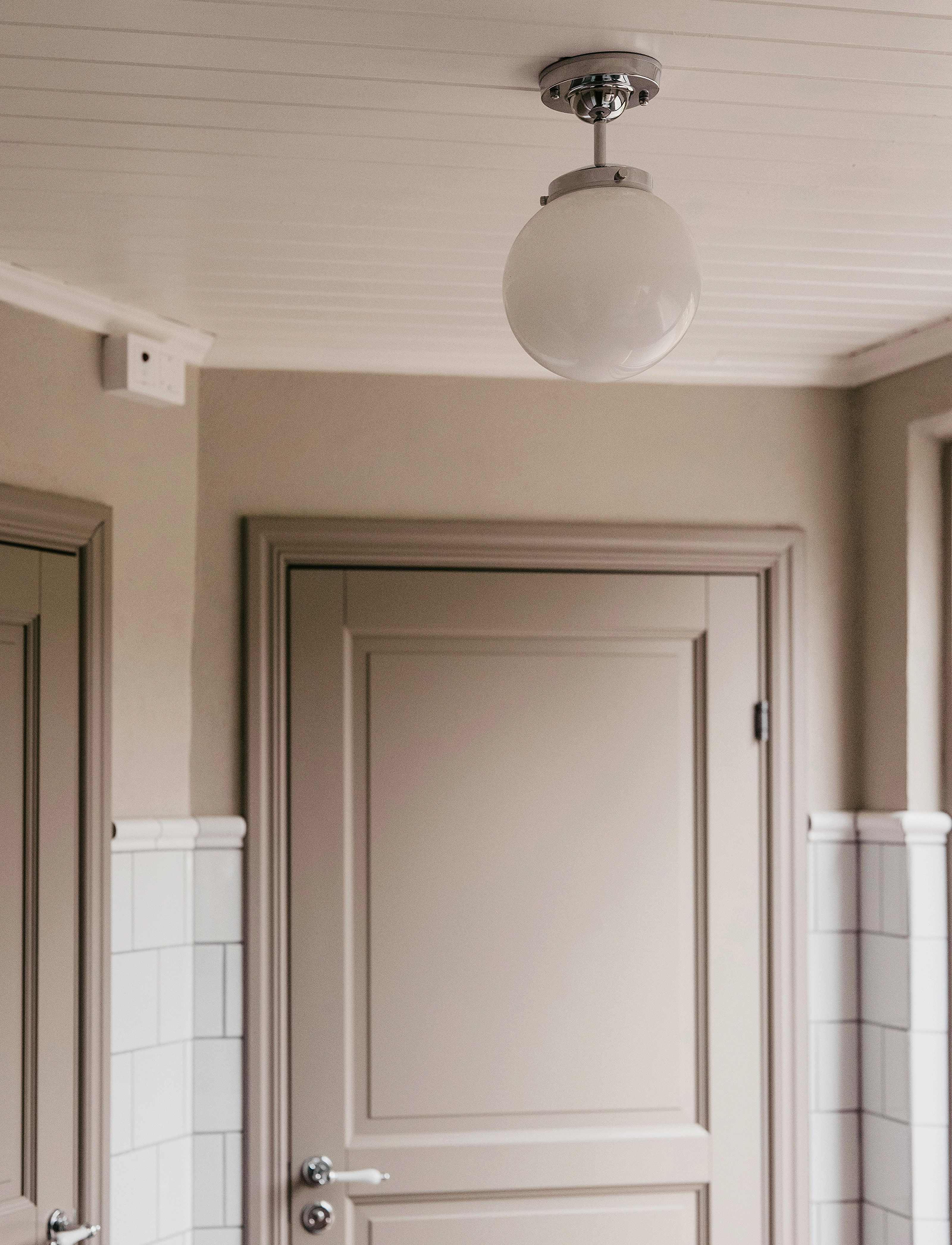 Globen Lighting - Ceiling lamp Alley IP44 - plafonder - chrome - 2