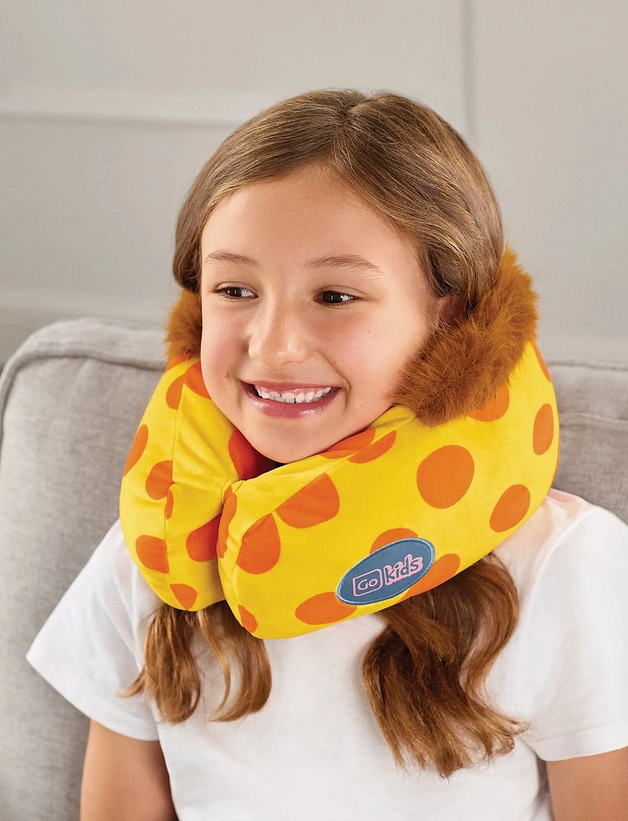 Go Travel - Giraffe Snuggle Travel Pillow - accessoires de voyage - yellow - 0