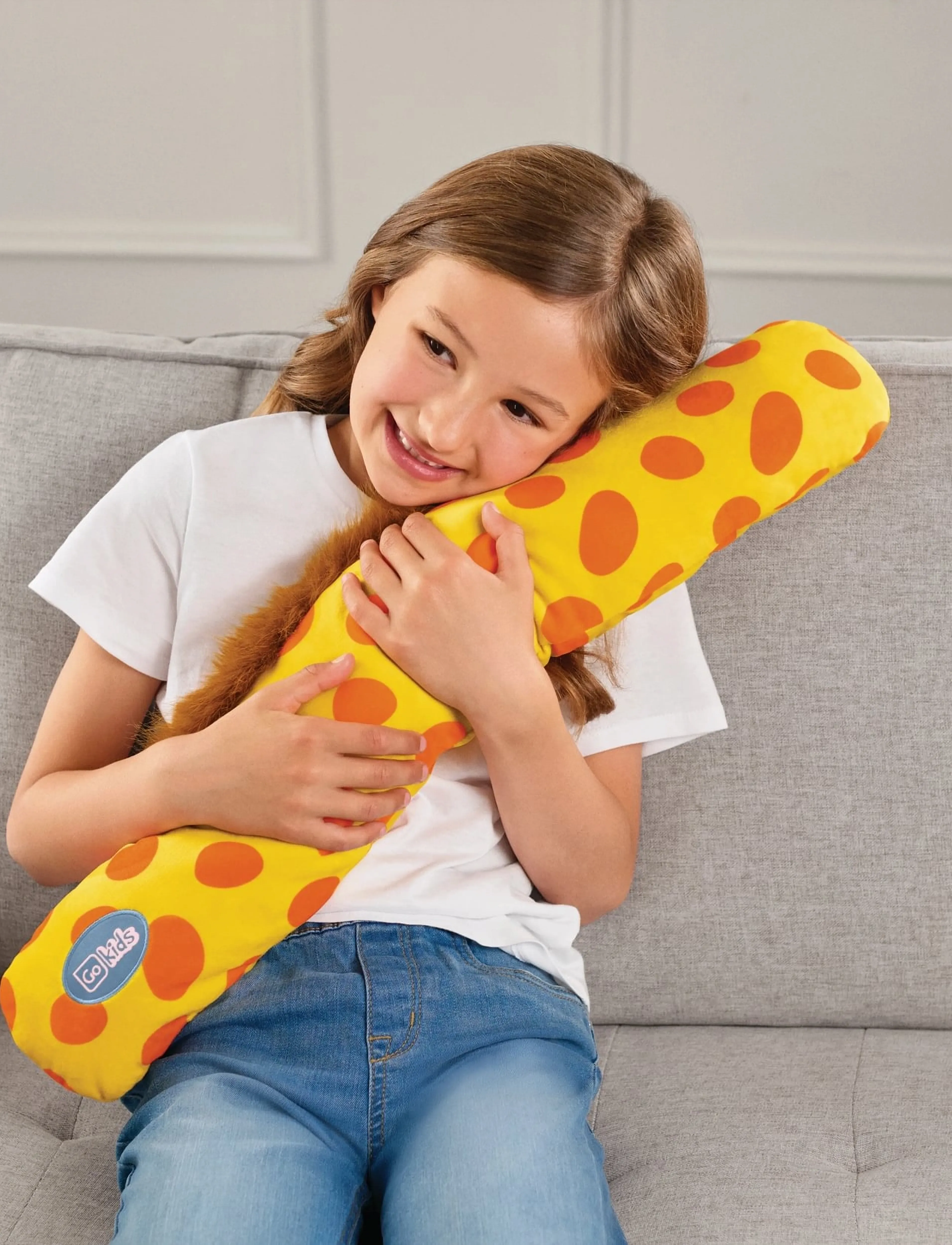 Go Travel - Giraffe Snuggle Travel Pillow - accessoires de voyage - yellow - 4