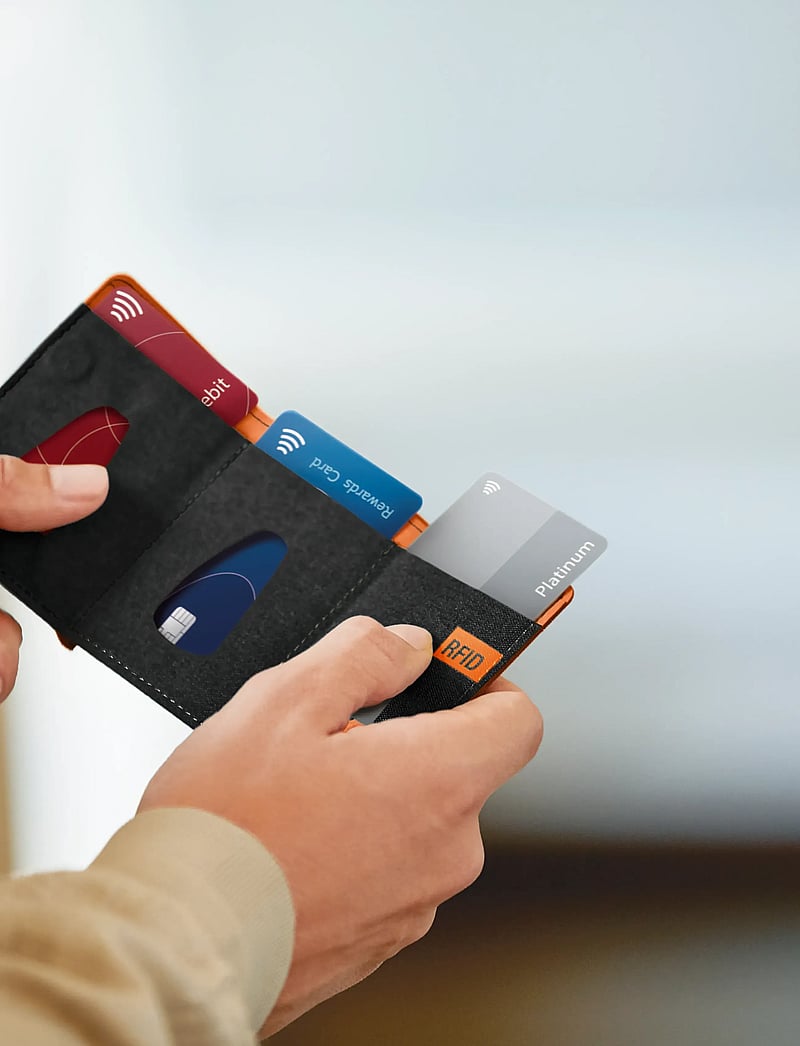 Go Travel - The Micro Wallet RFID - punge - black - 0