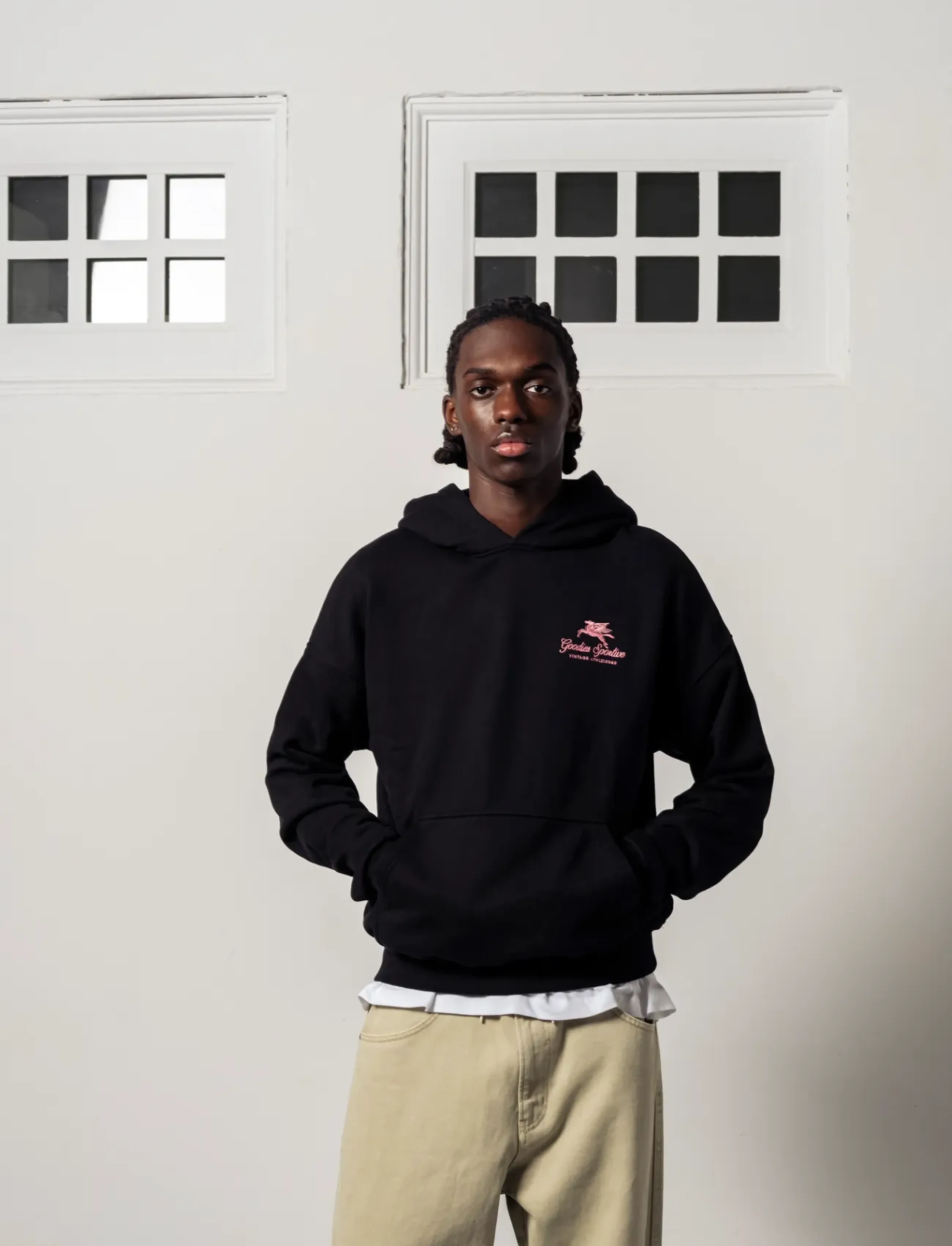 Goodies Sportive - 550GMS PREMIUM BOXY HOODIE BLACK CONTRAST EMBROIDERY - black - 2