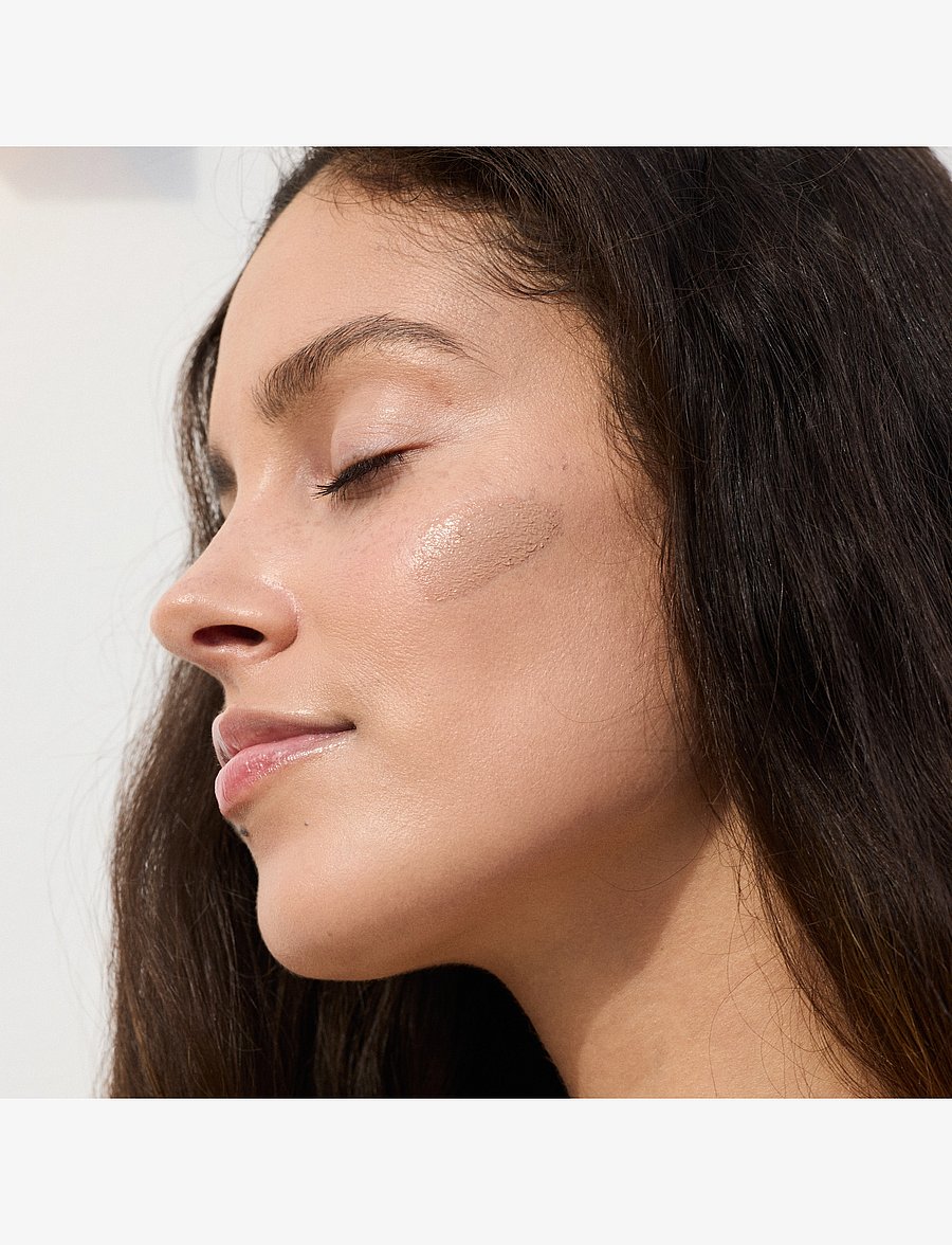 GOSH COPENHAGEN - DEWY Foundation Drops - makeup - porcelain - 1