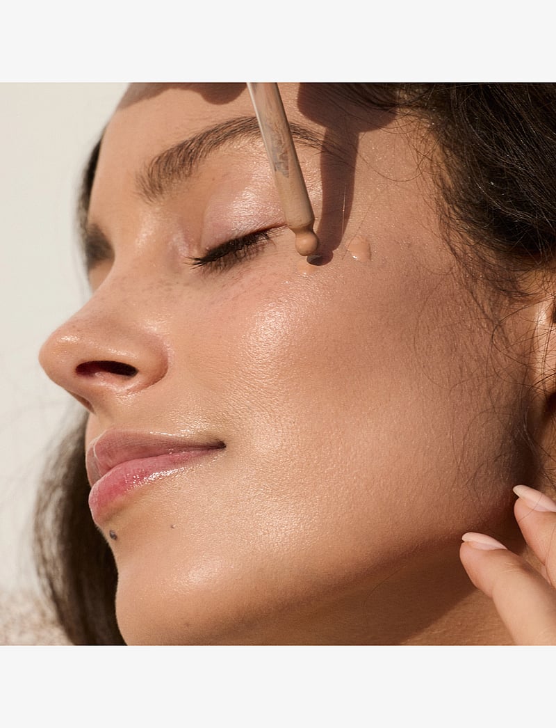 GOSH COPENHAGEN - DEWY Foundation Drops - makeup - fair - 3
