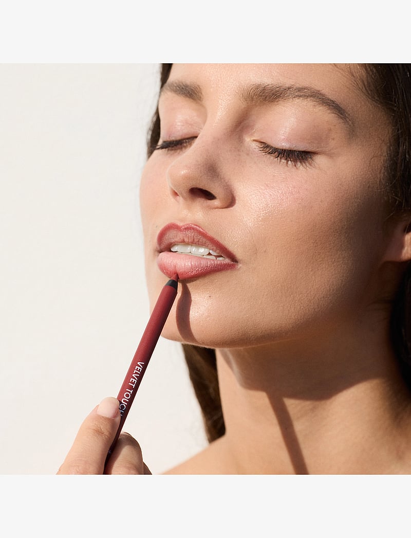 GOSH COPENHAGEN - Velvet Touch Lip Liner Waterproof - makeup - the red - 2